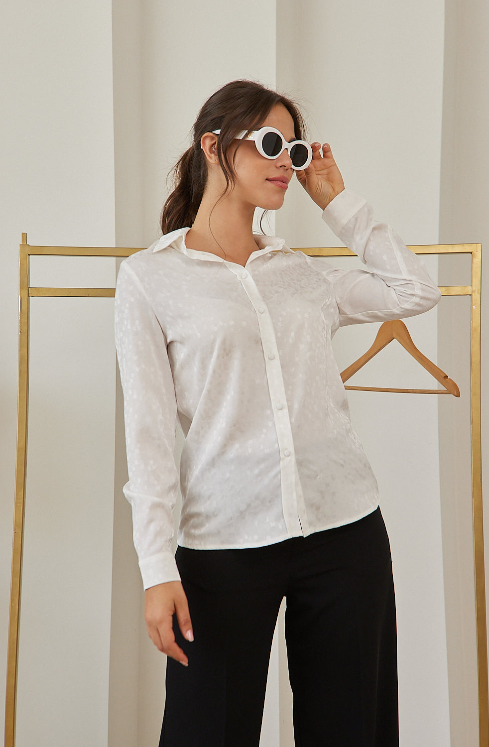 חולצה מכופתרת שרלין