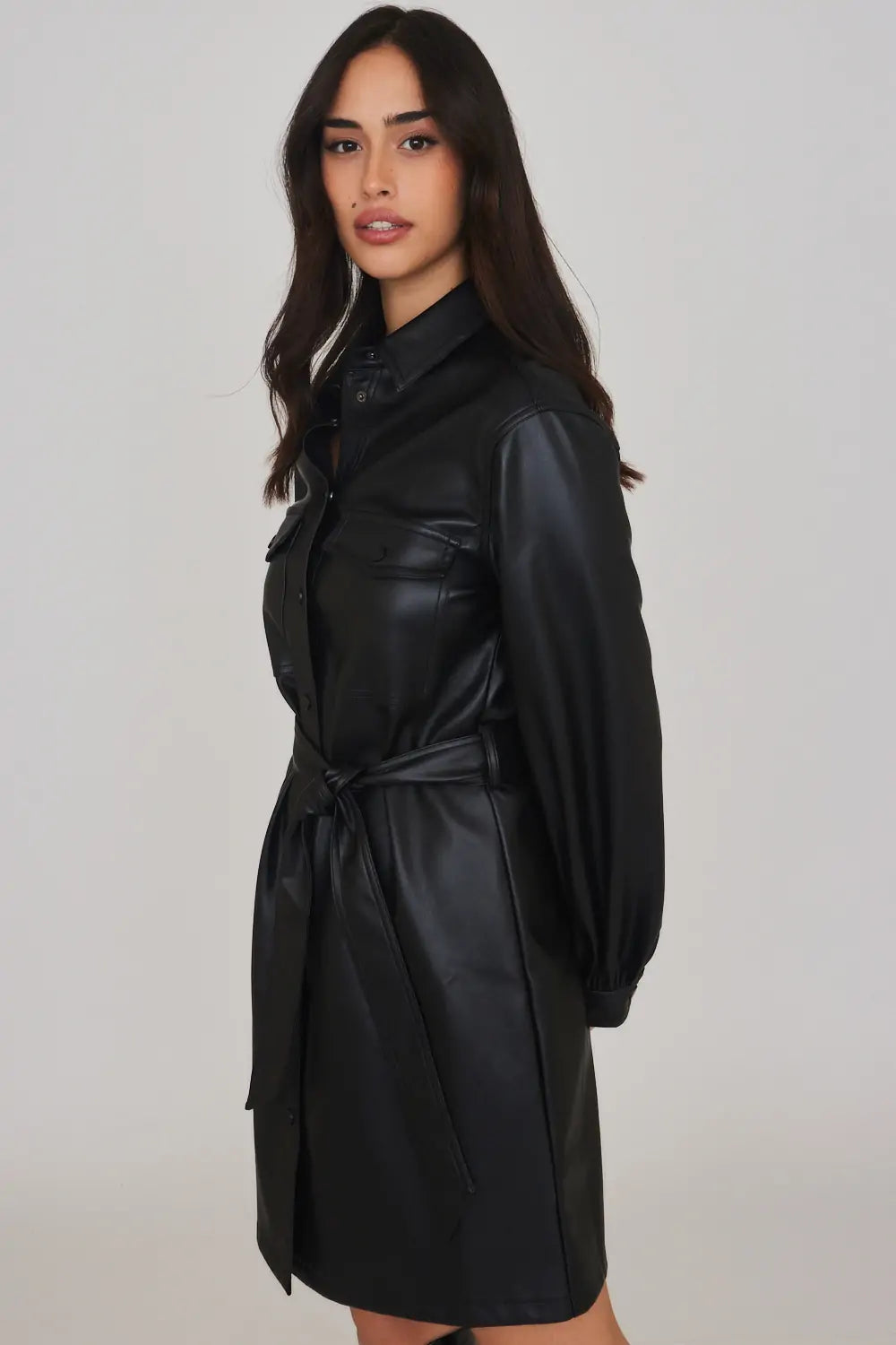 שמלת דמוי עור כפתורים