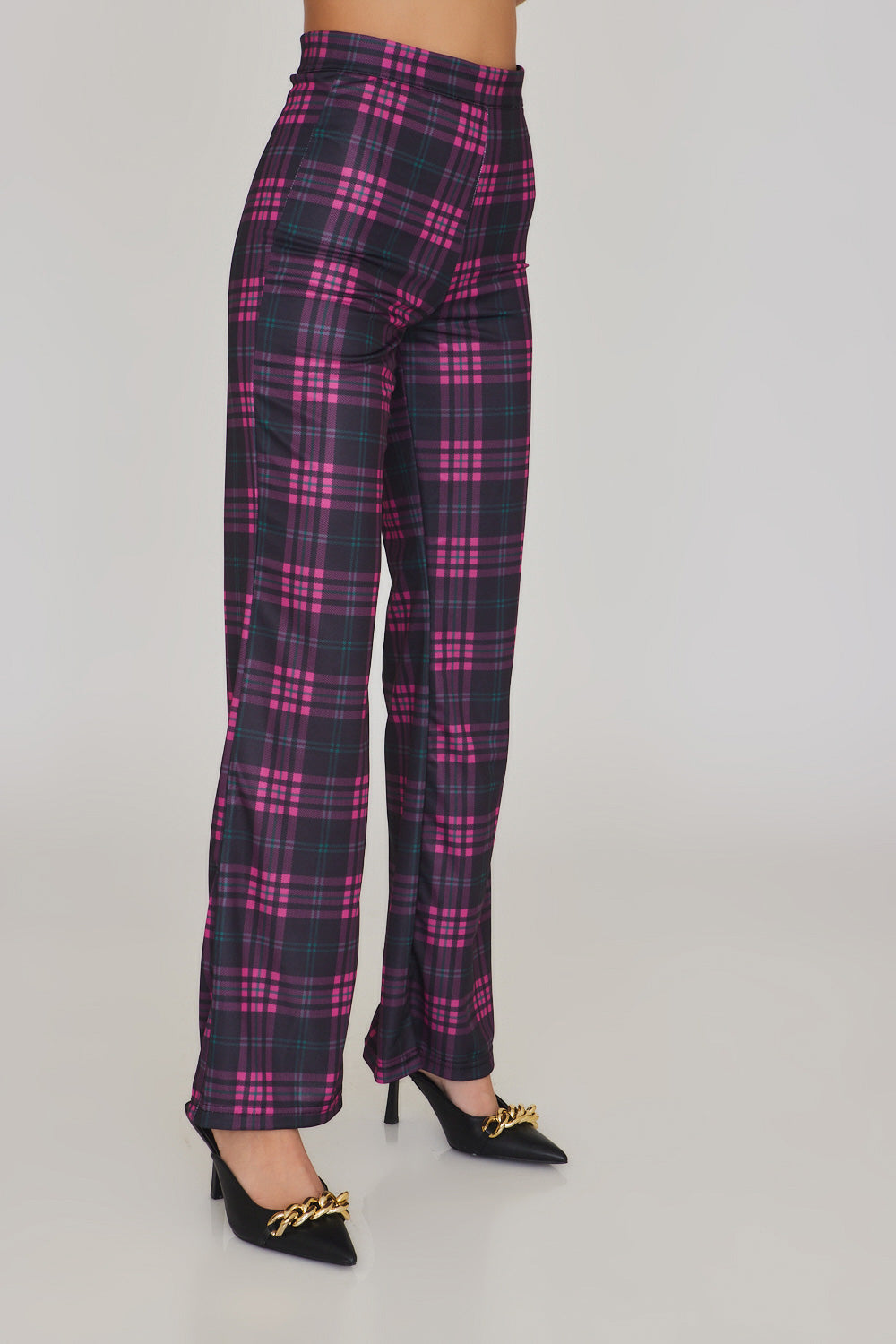 מכנסיים משובצים