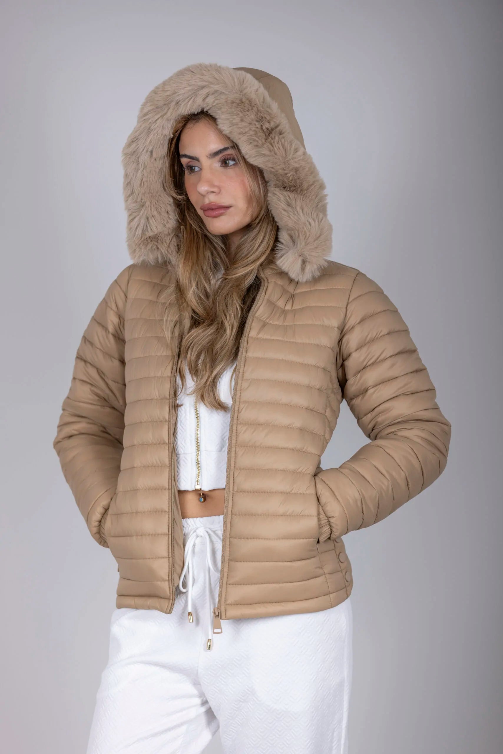 מעיל פוך פרווה קצר