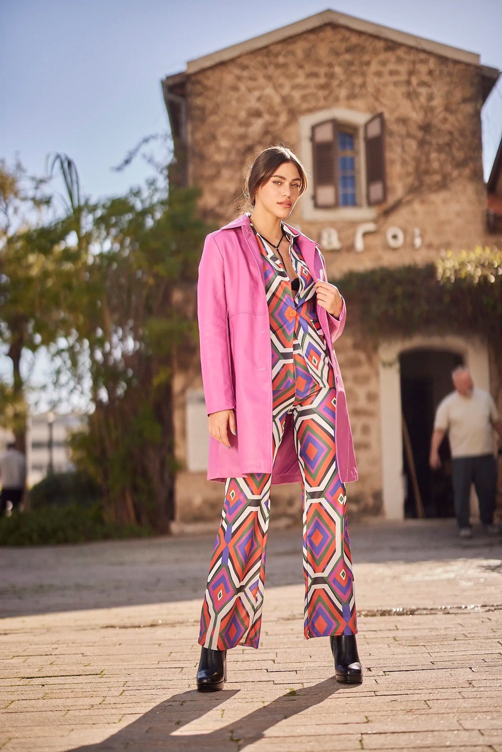 מכנסיים מעויינים