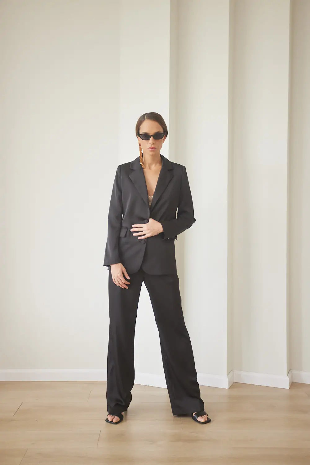 מכנסיים סאטן