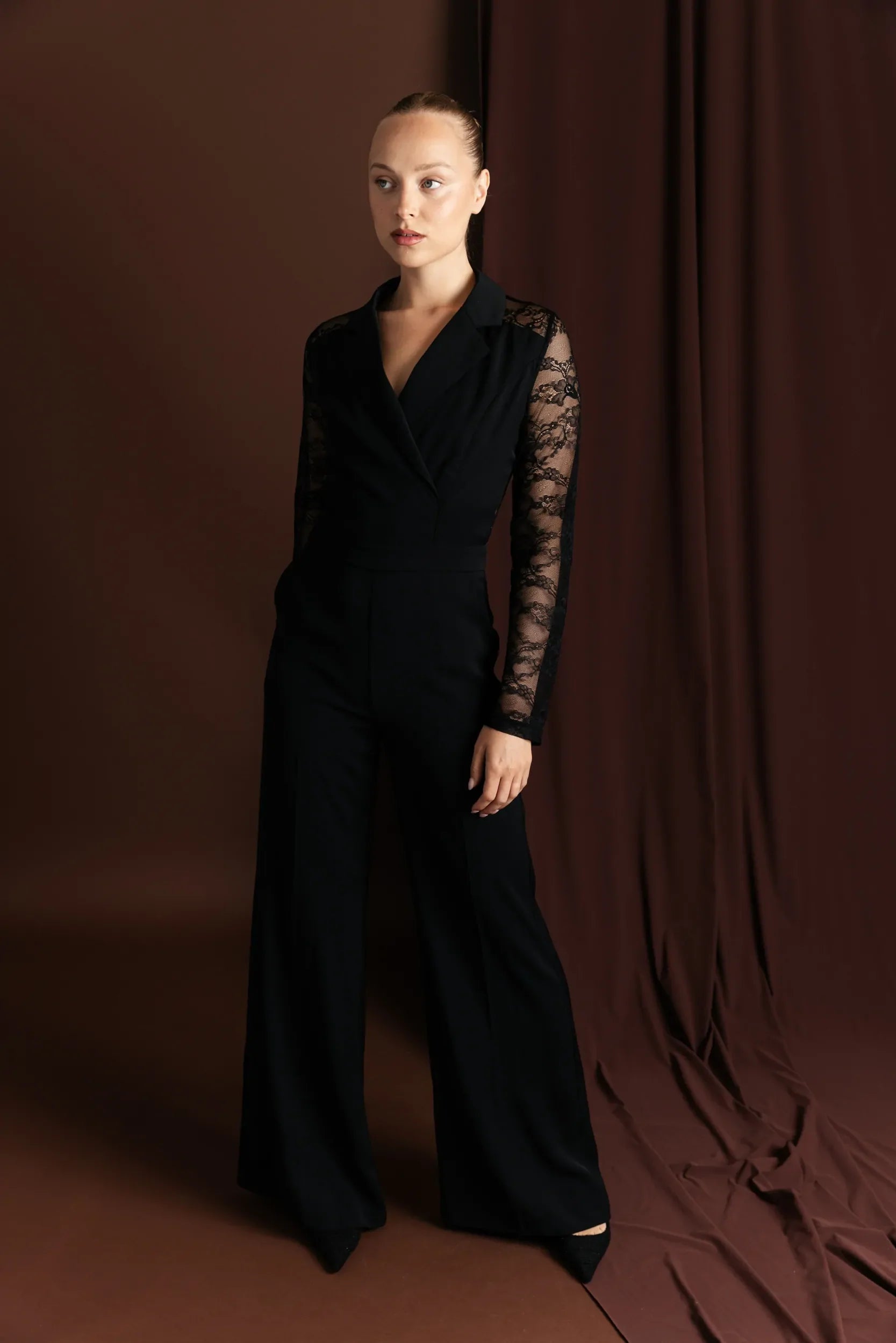 אוברול צווארון שילוב תחרה