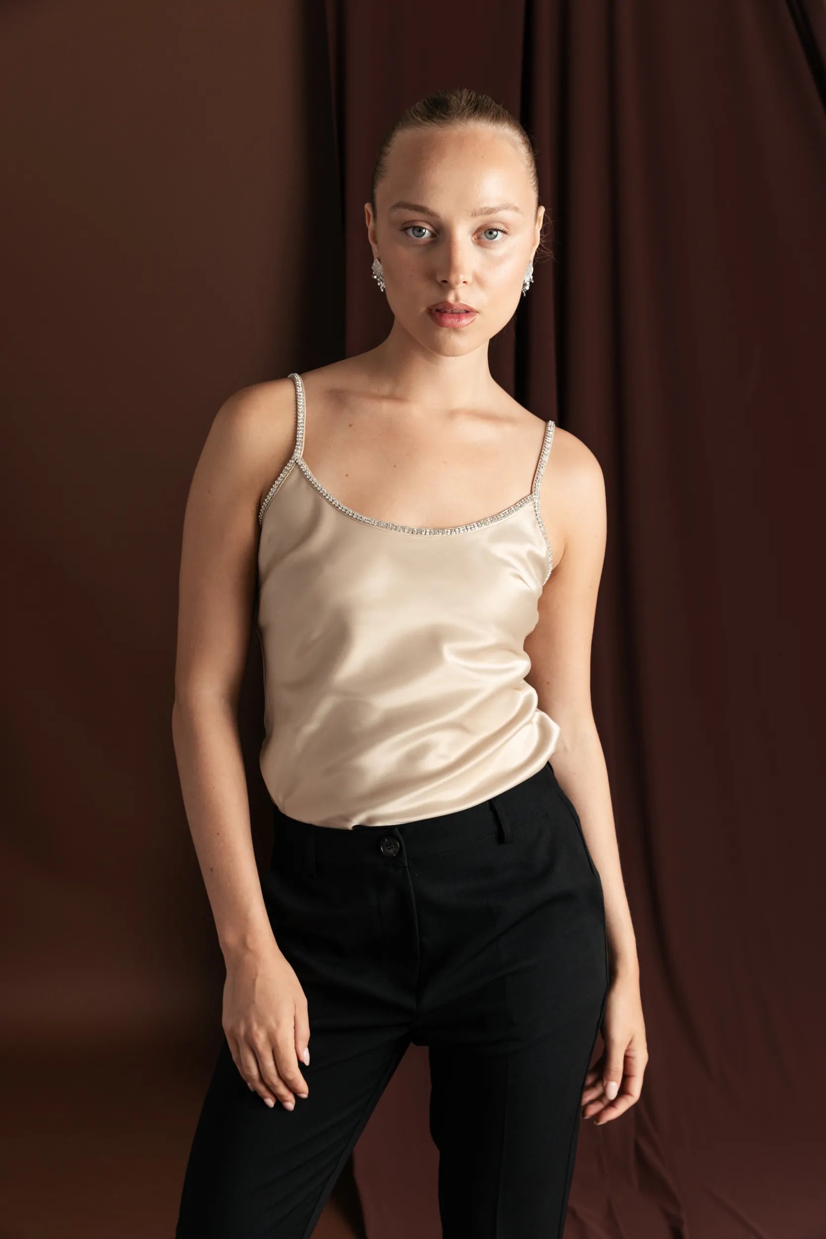 גופיה מחשוף יהלומים