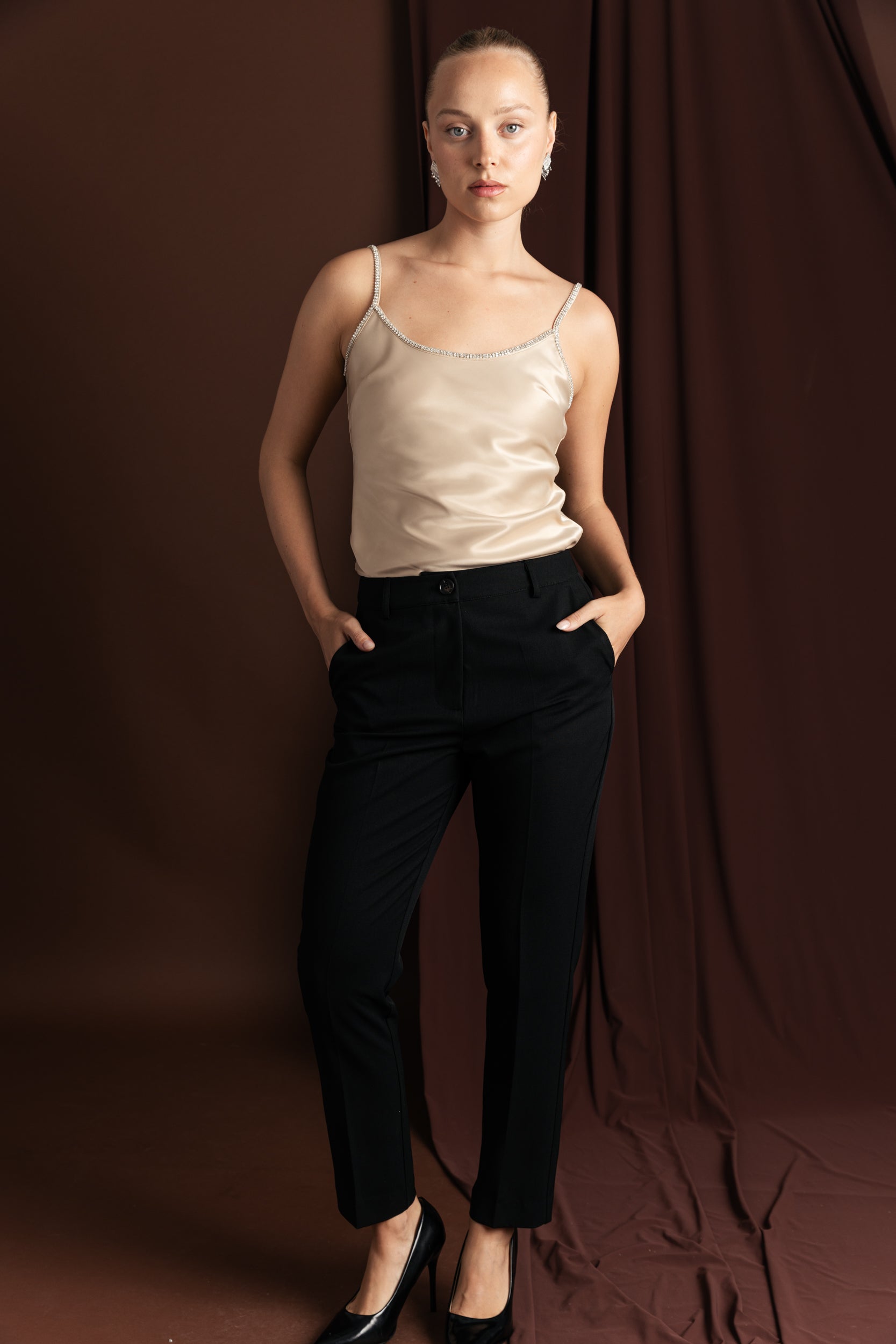 מכנסיים בגזרת סיגר