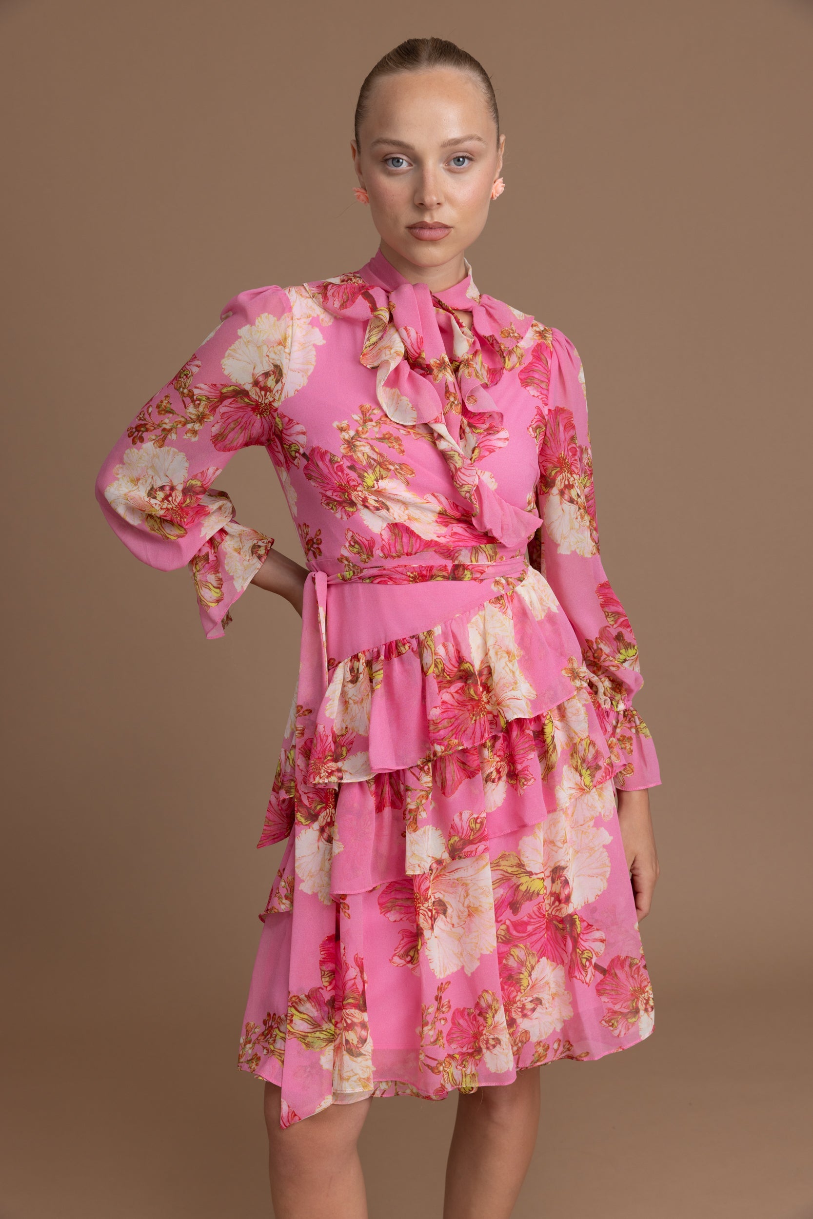 שמלת שיפון פרחוני מעטפת