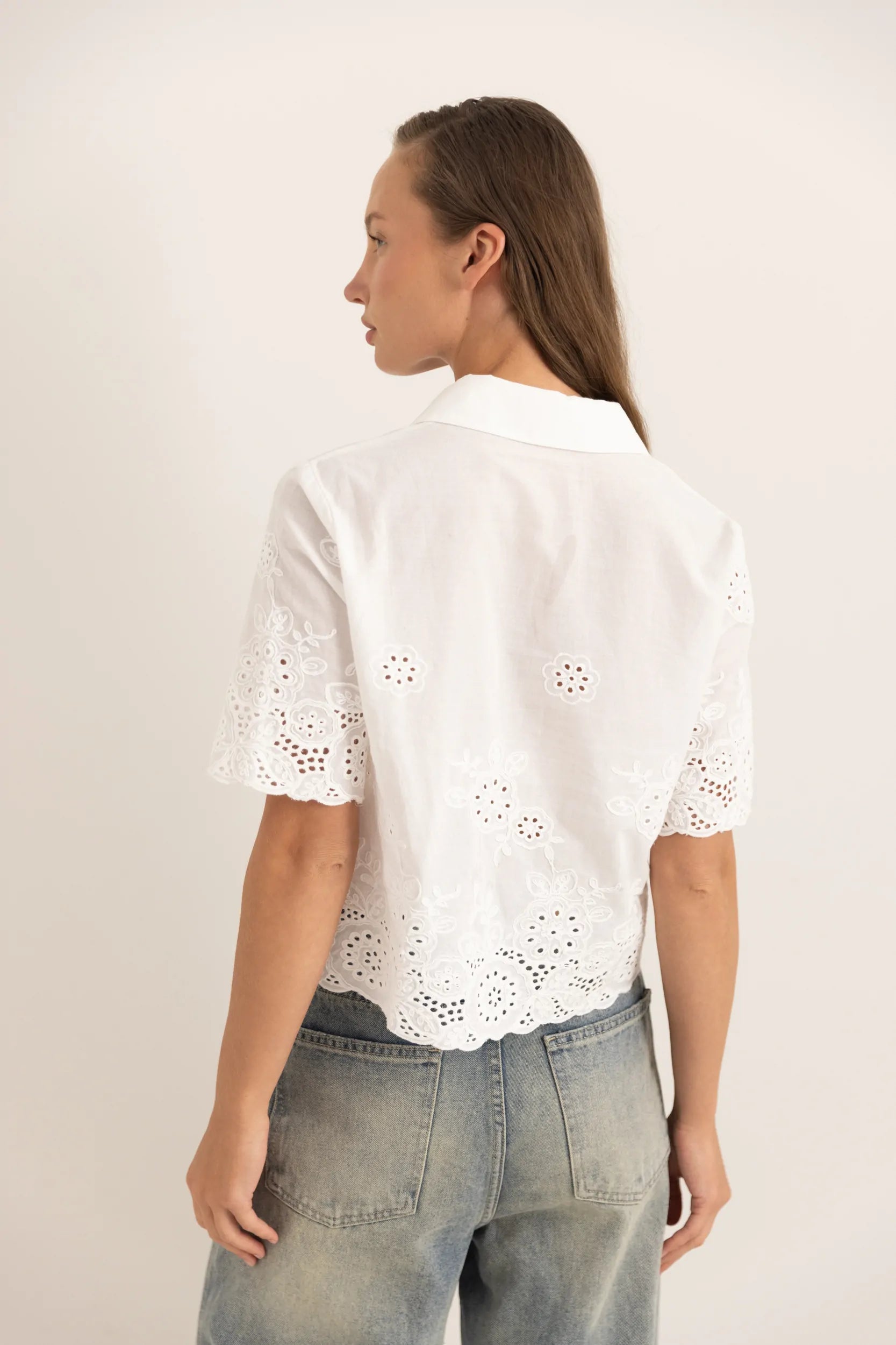 חולצת כותנה מכופתרת ש.קצר