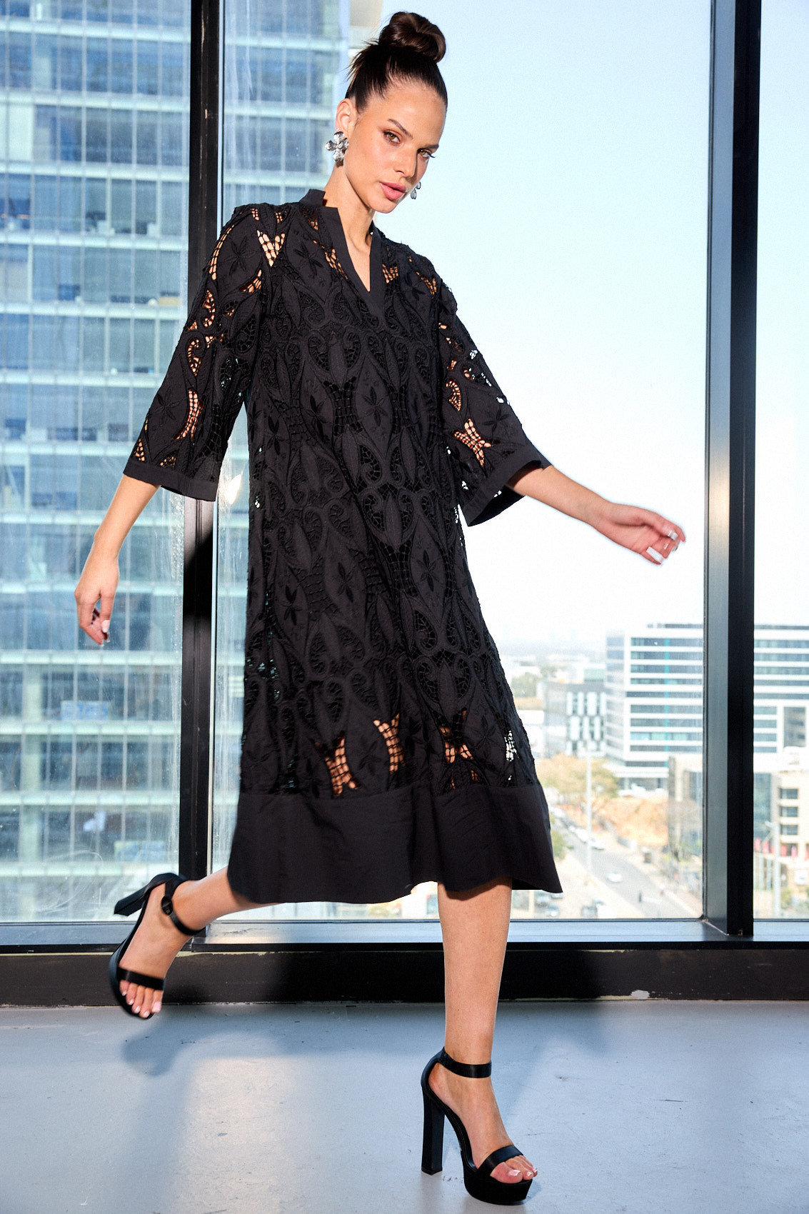 שמלת גלביה קרושה