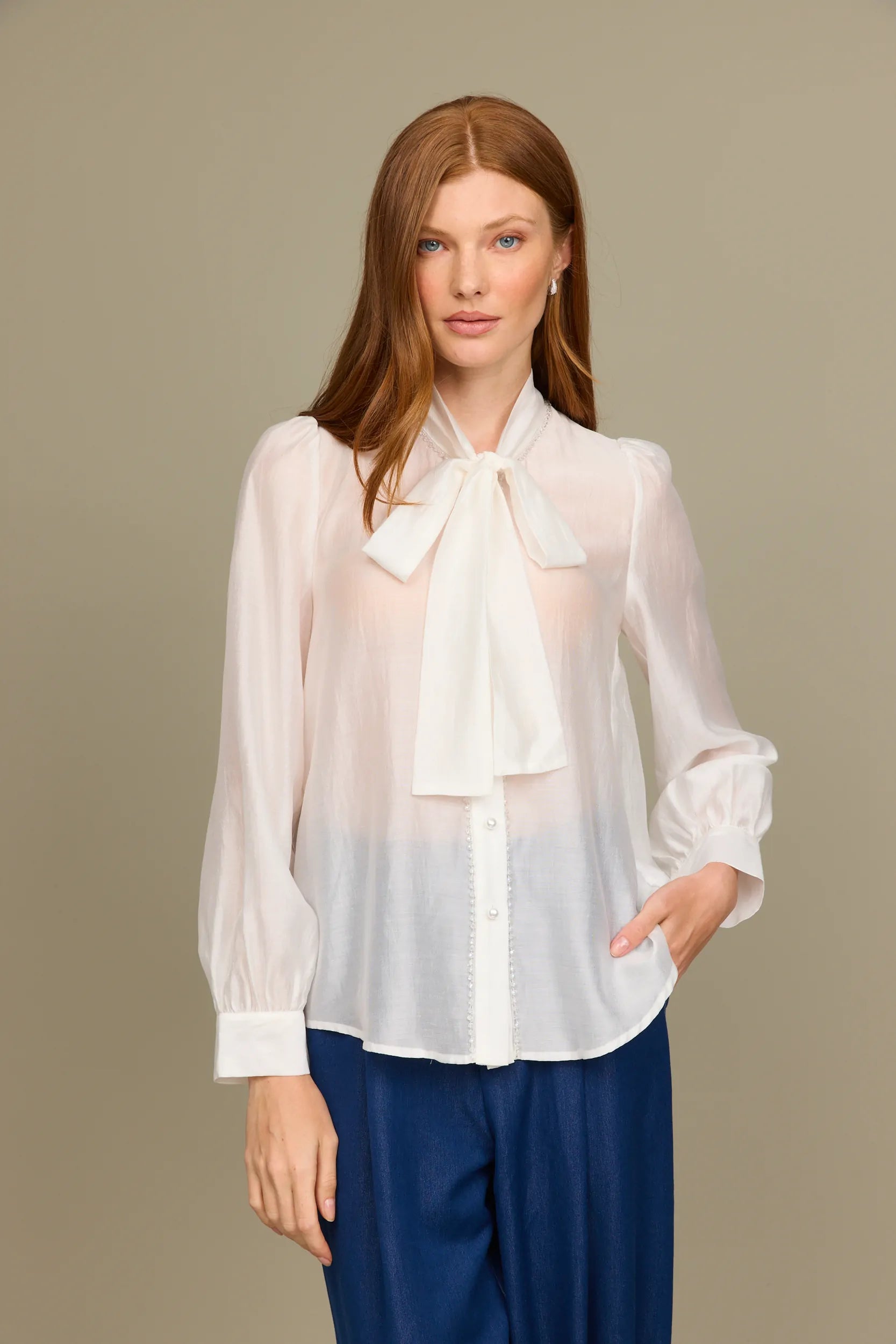 חולצת צווארון עיטור אבנים