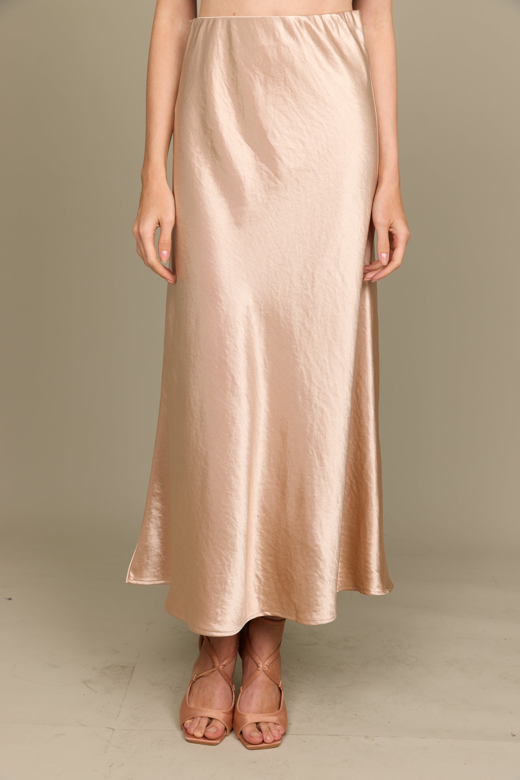 חצאית מקסי גזרת A