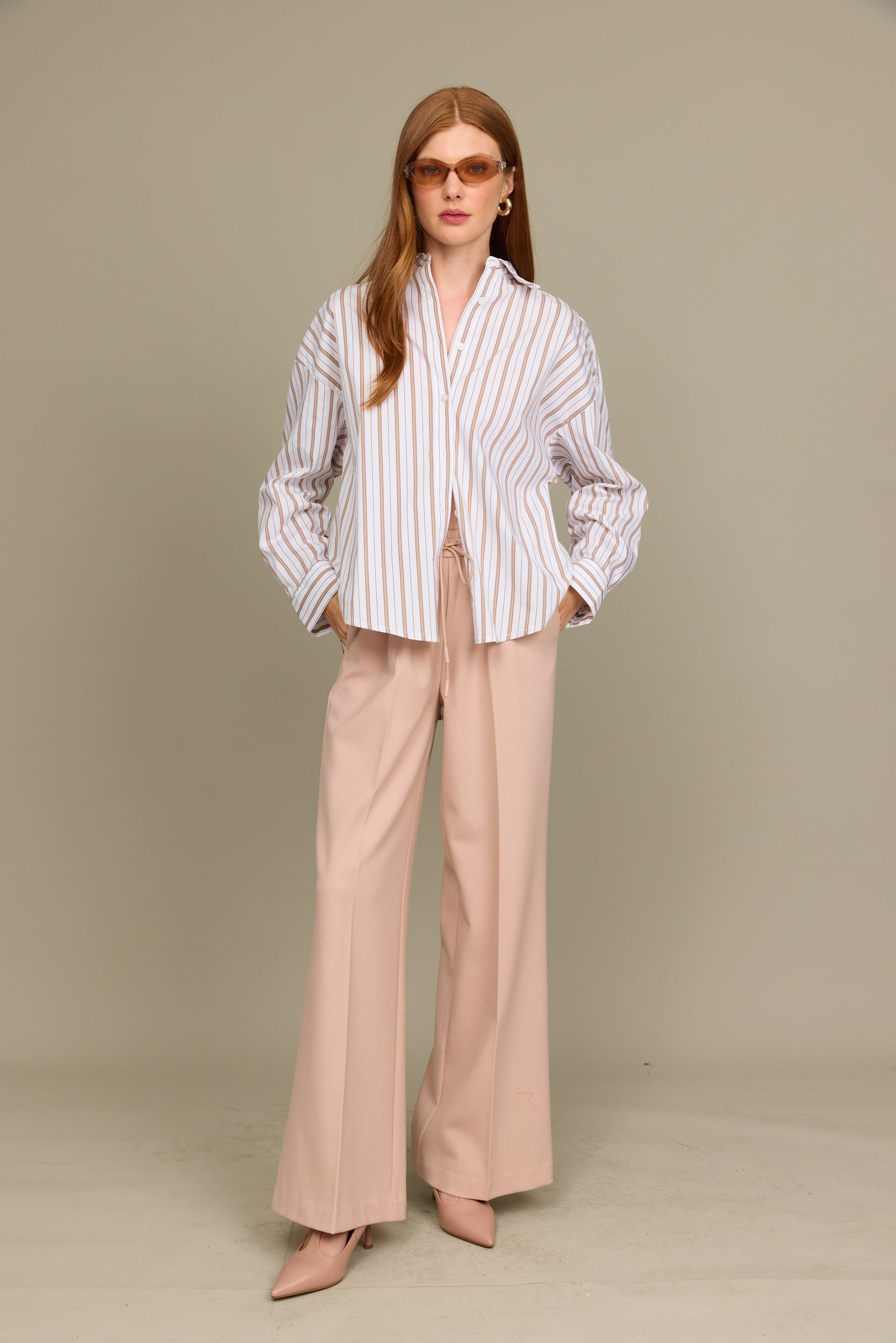 חולצת צווארון פסים