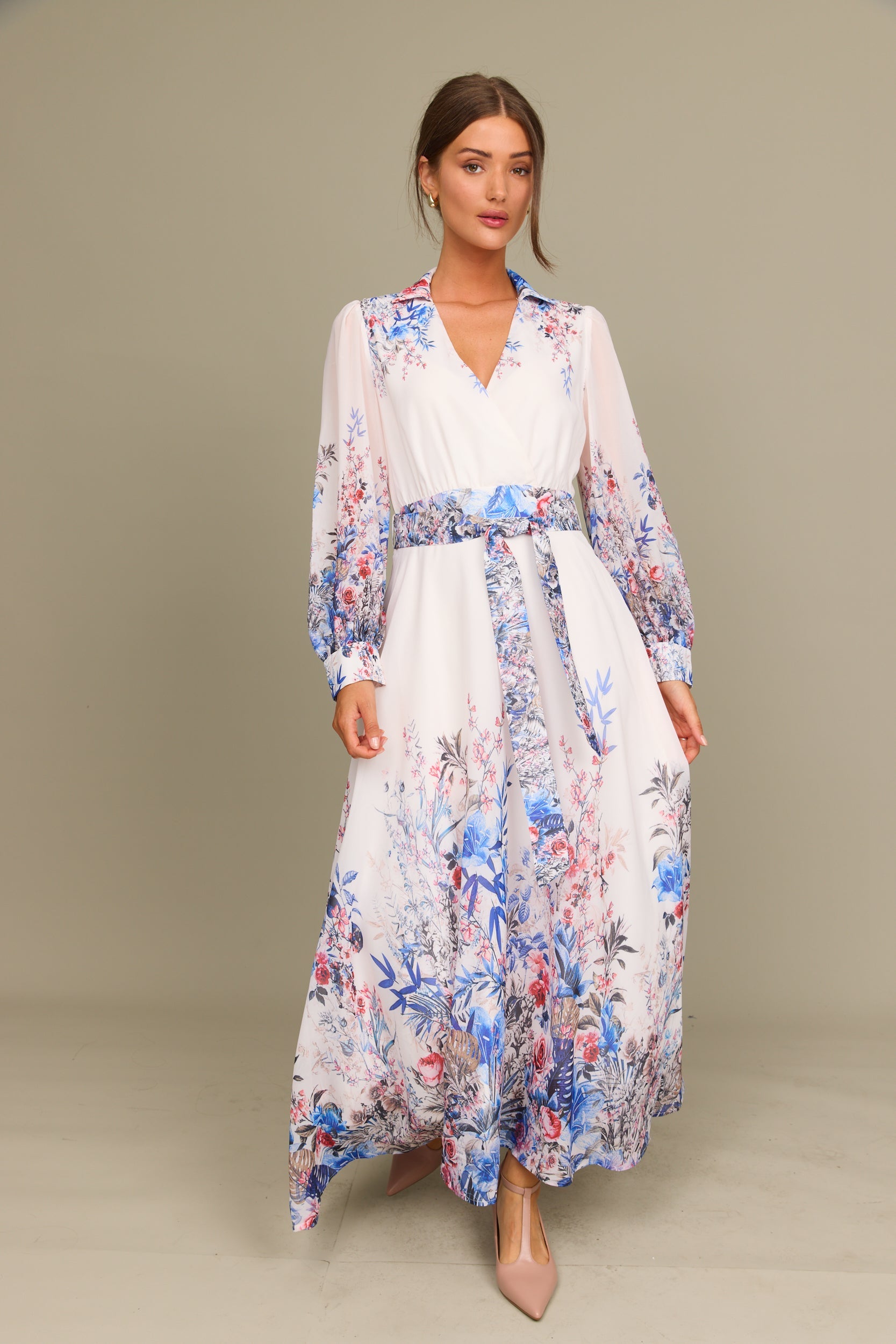 שמלת חגורה פרחונית שרוול