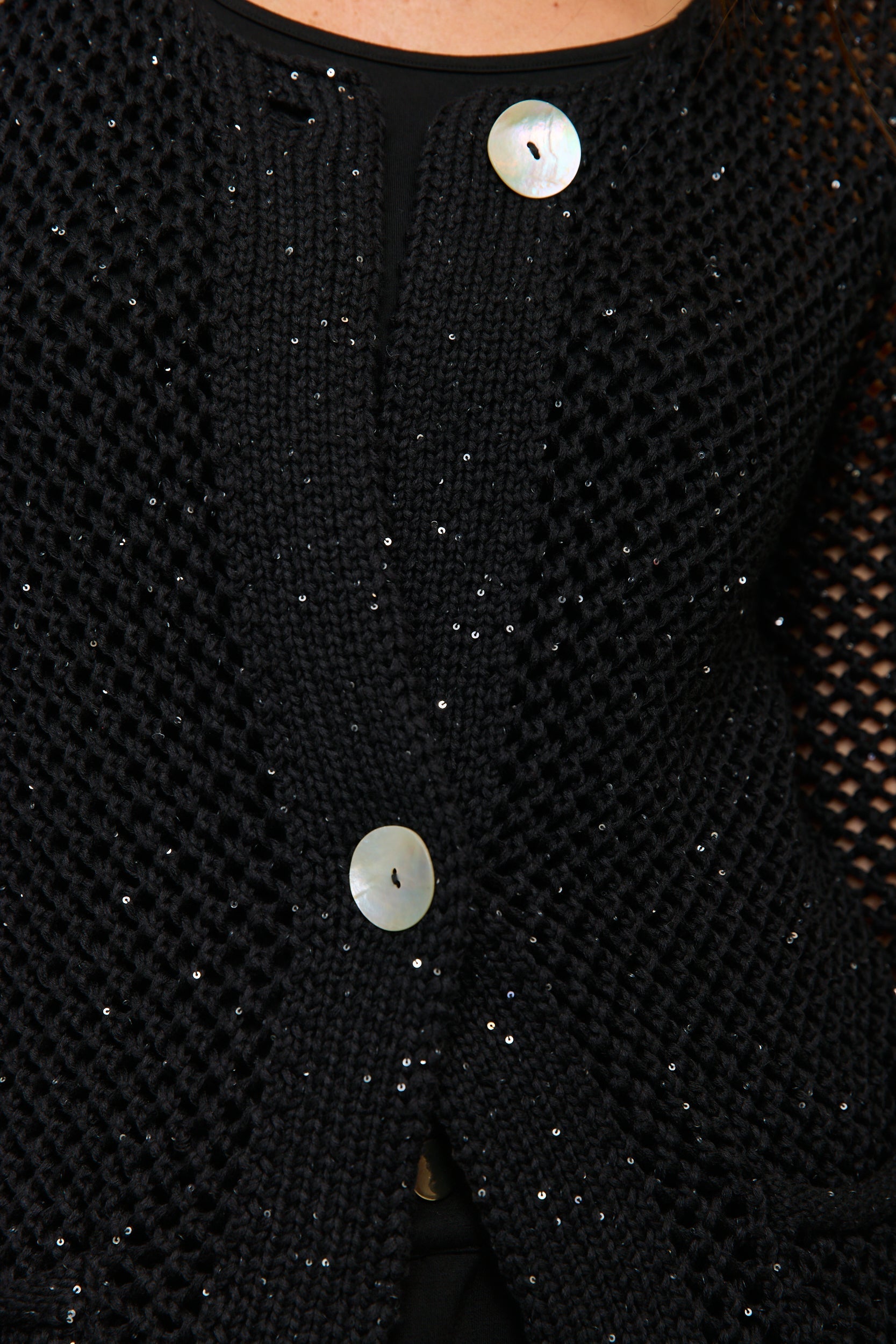 קרדיגן סריג כפתורי צדפים