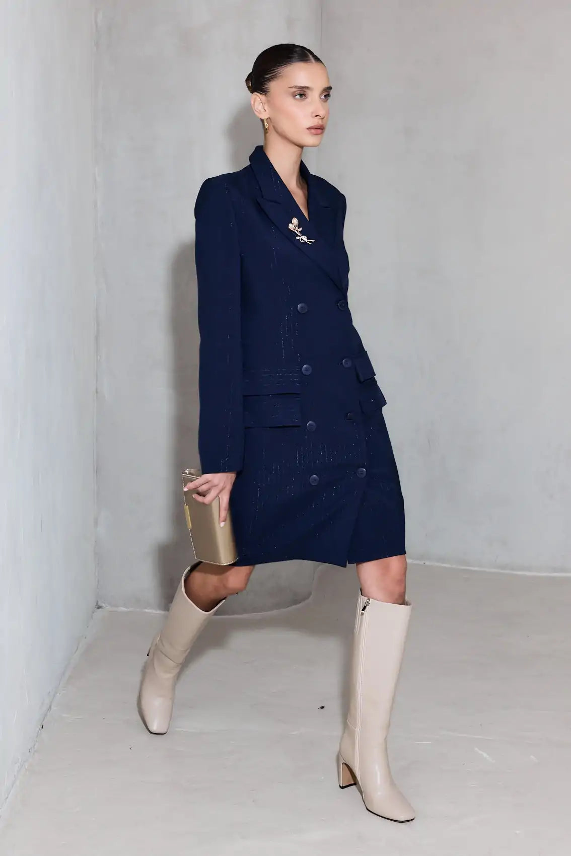 שמלה מחוייטת פסי לורקס