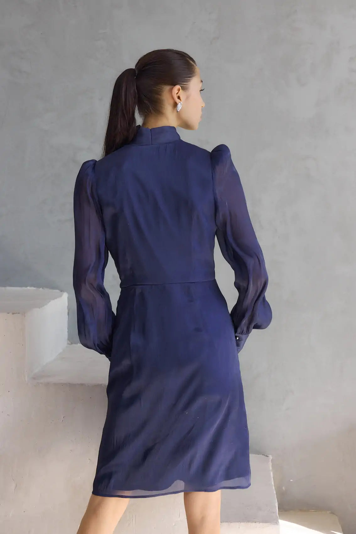 שמלת שיפון לורקס עניבה