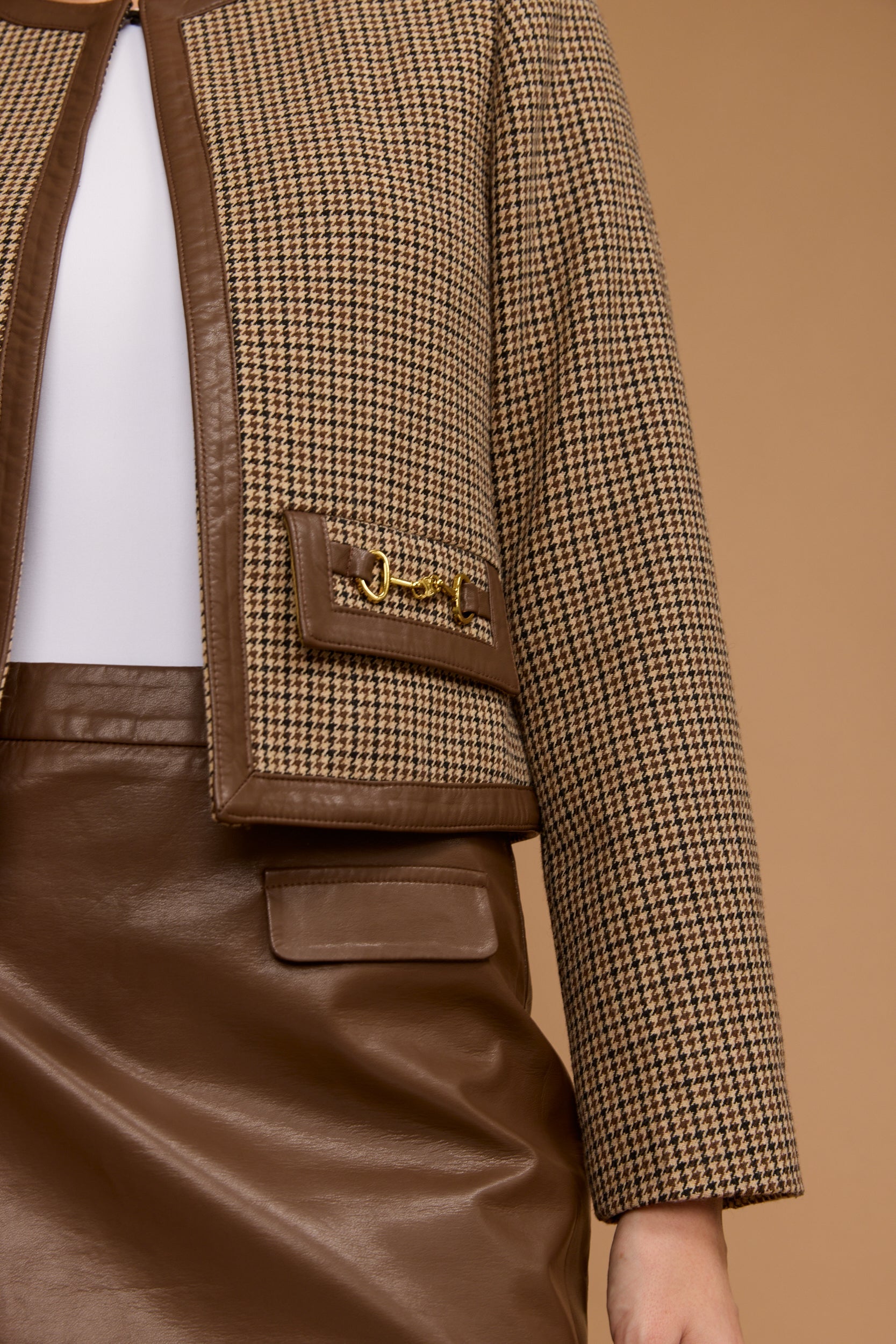 ג'קט דוגמא גימור עור