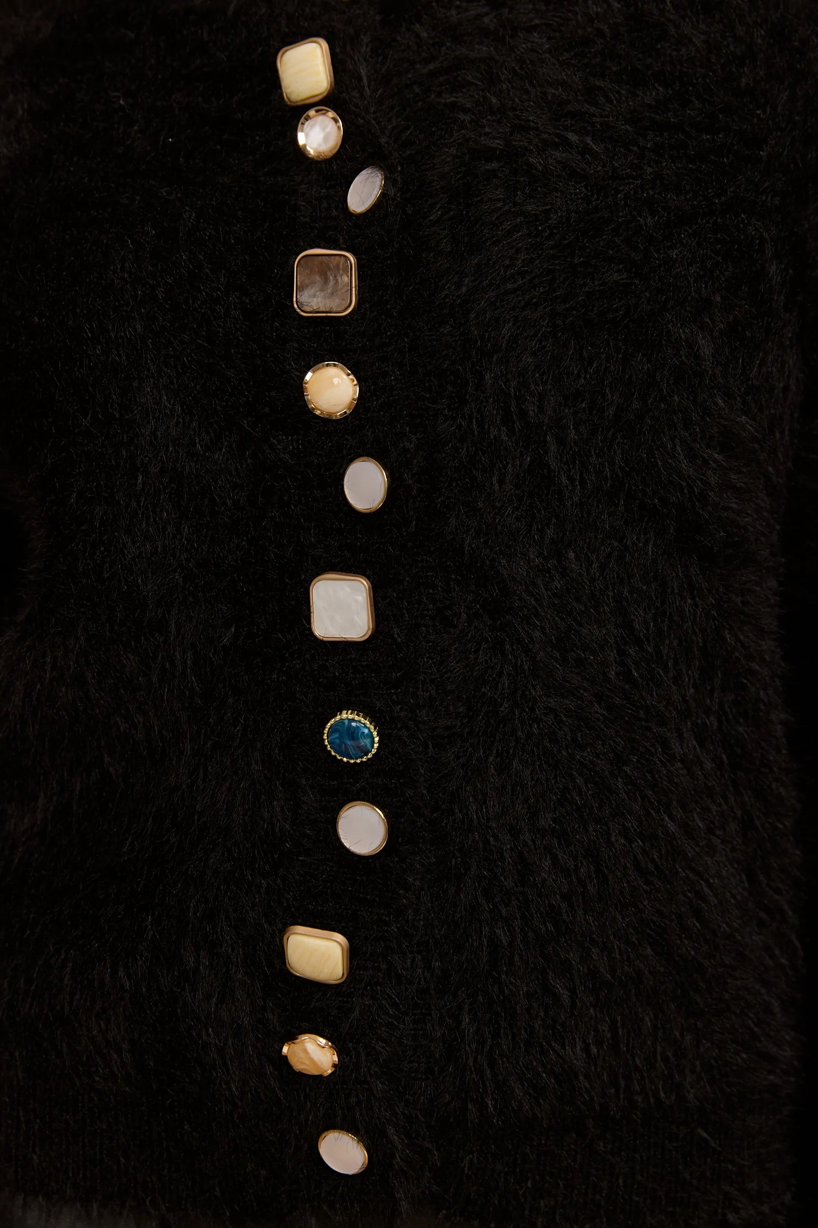 קרדיגן פרוותי כפתורים