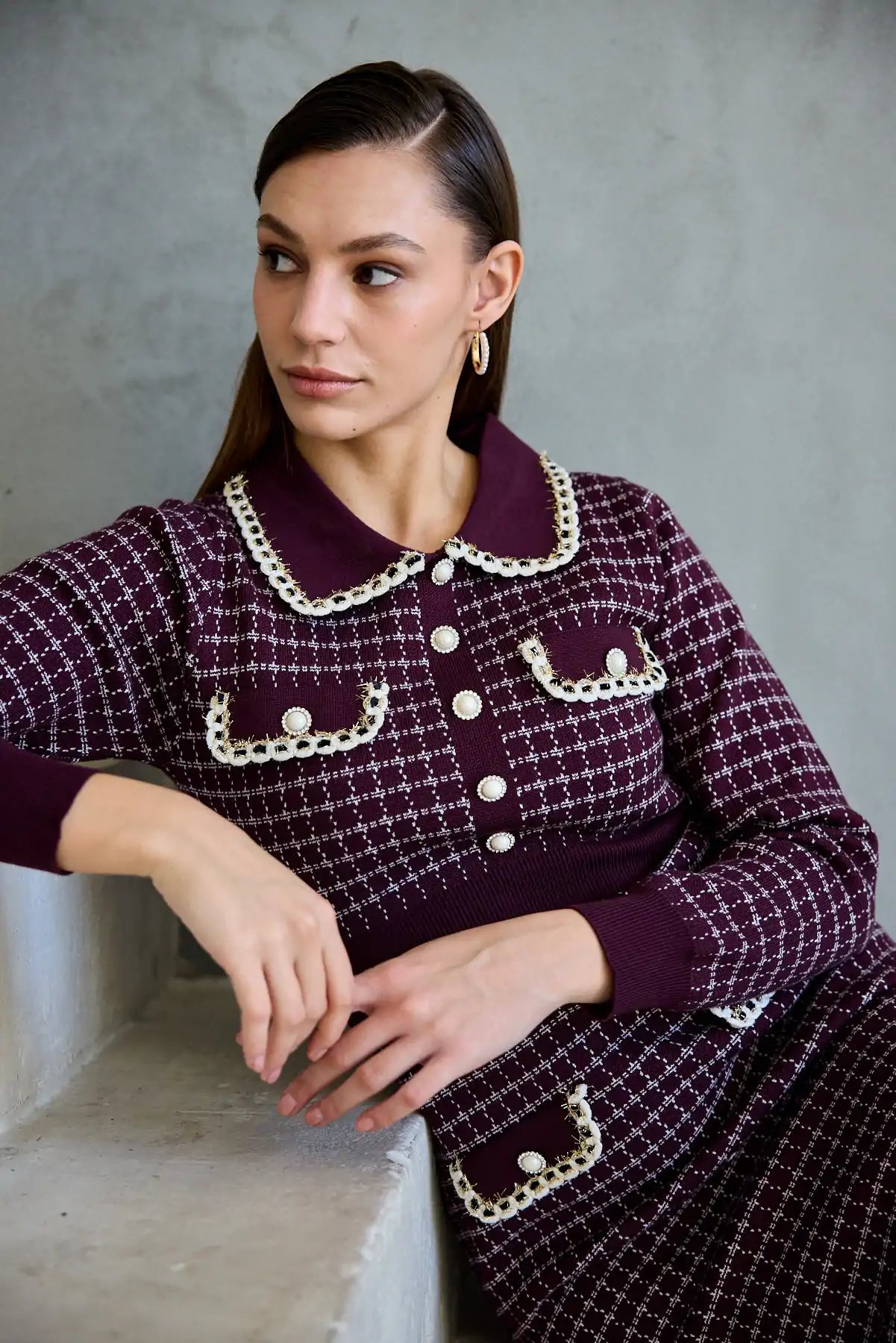 שמלת סריג משבצות צווארון