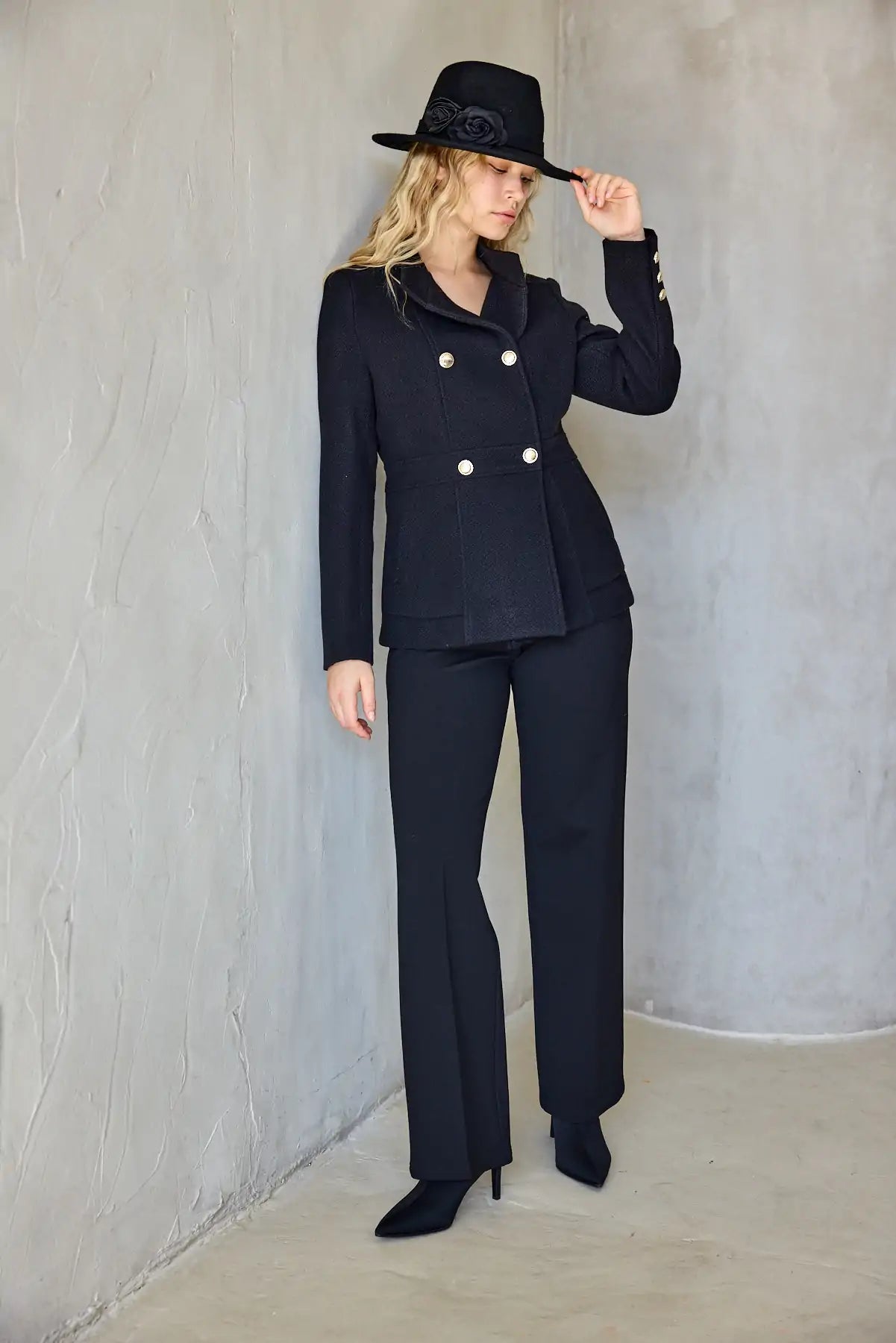 מכנסיים ג'רזי עם אבזם