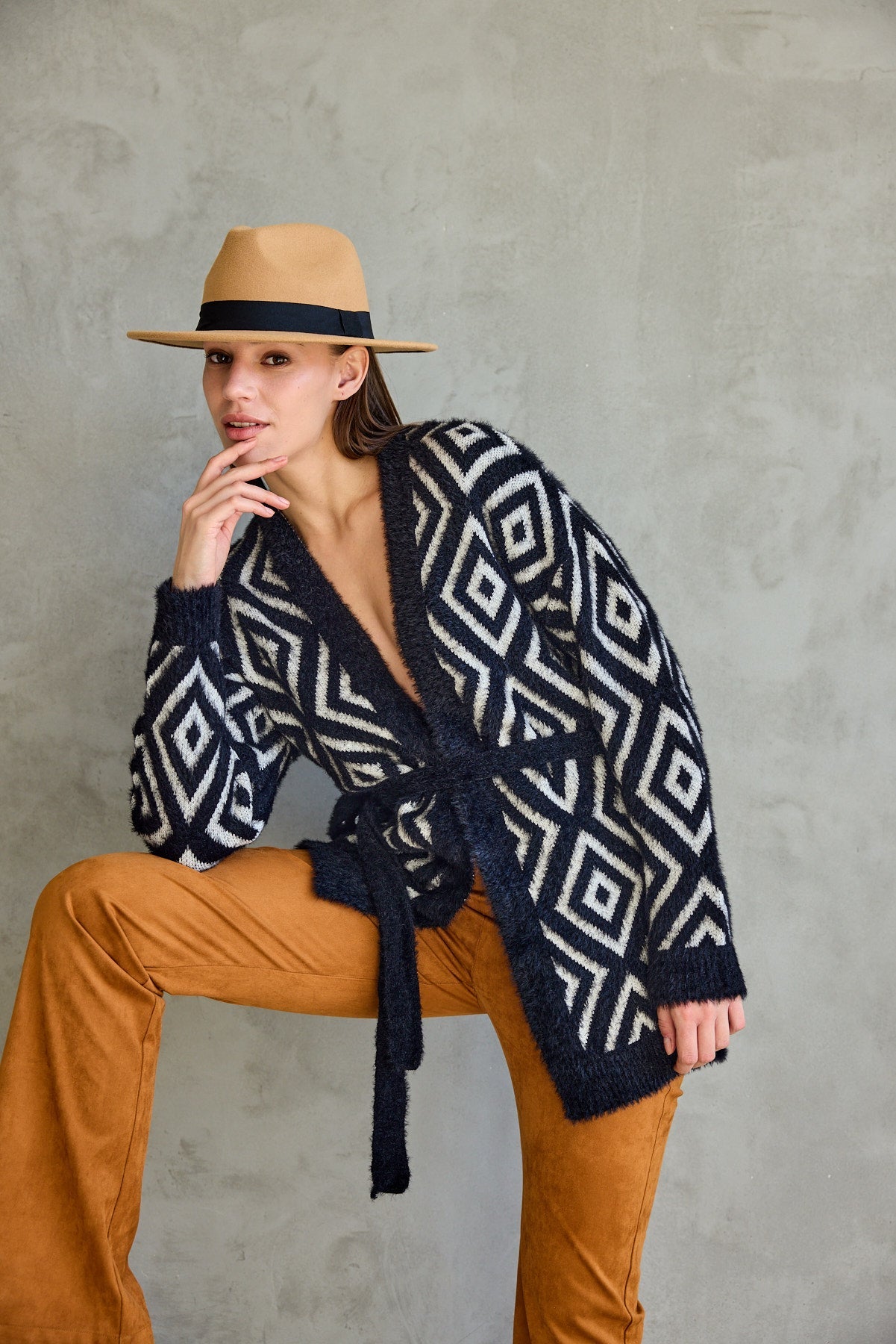 קרדיגן פרוותי גיאומטרי