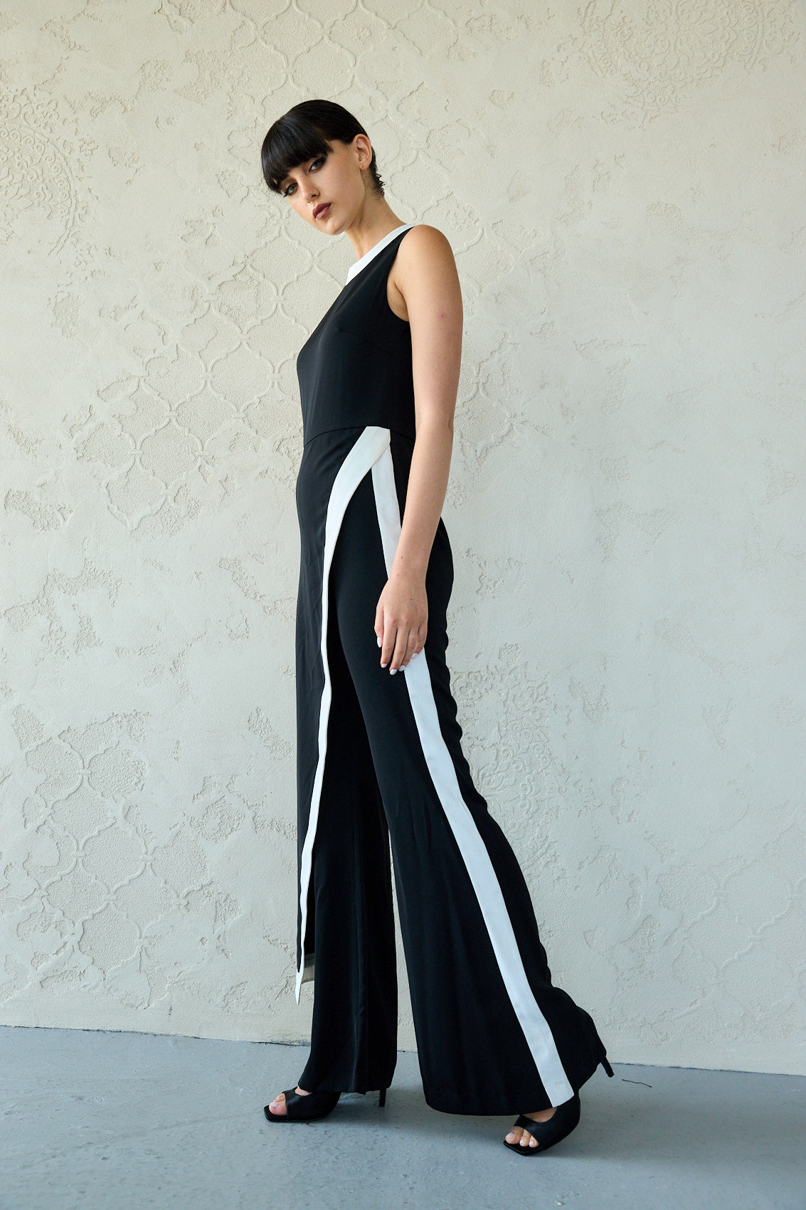 אוברול אסימטרי שילוב