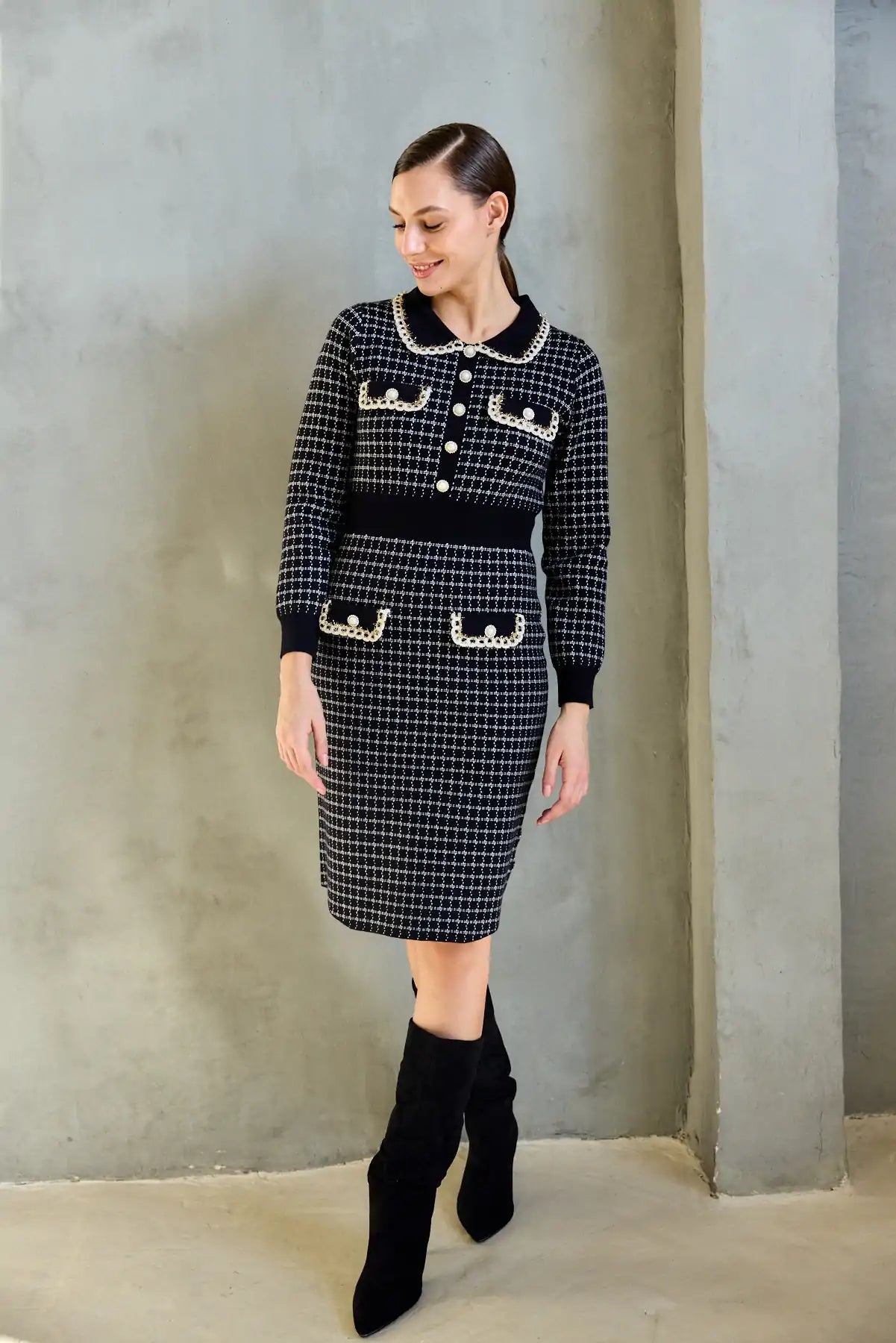 שמלת סריג משבצות צווארון