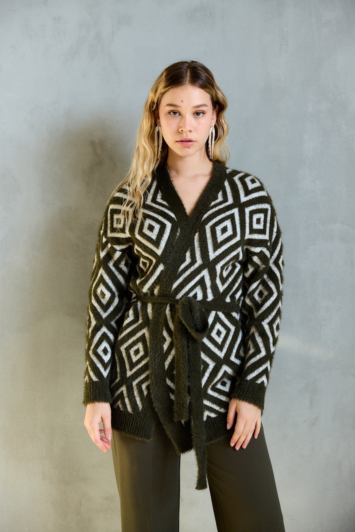 קרדיגן פרוותי גיאומטרי