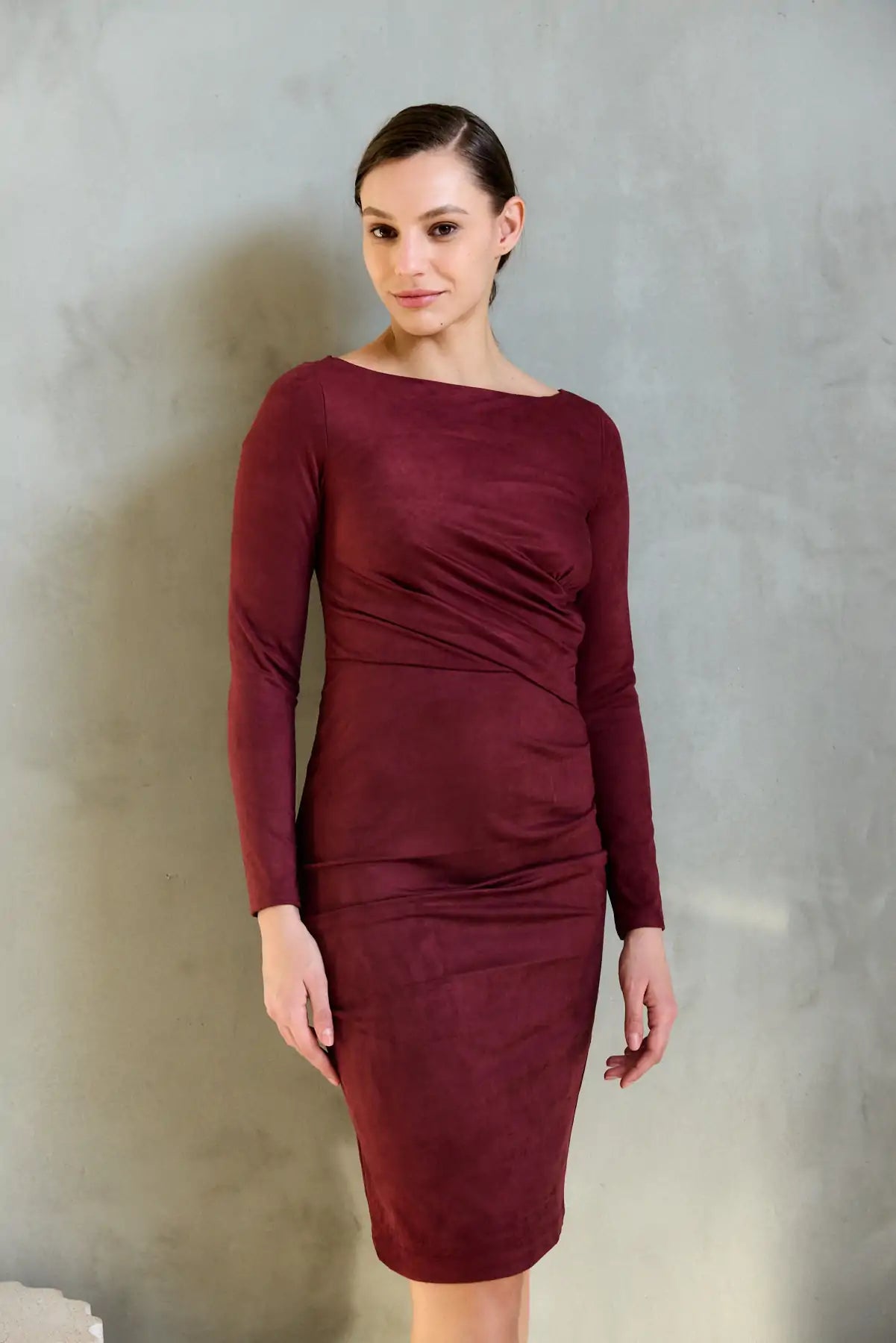 שמלת סווד כיווצים