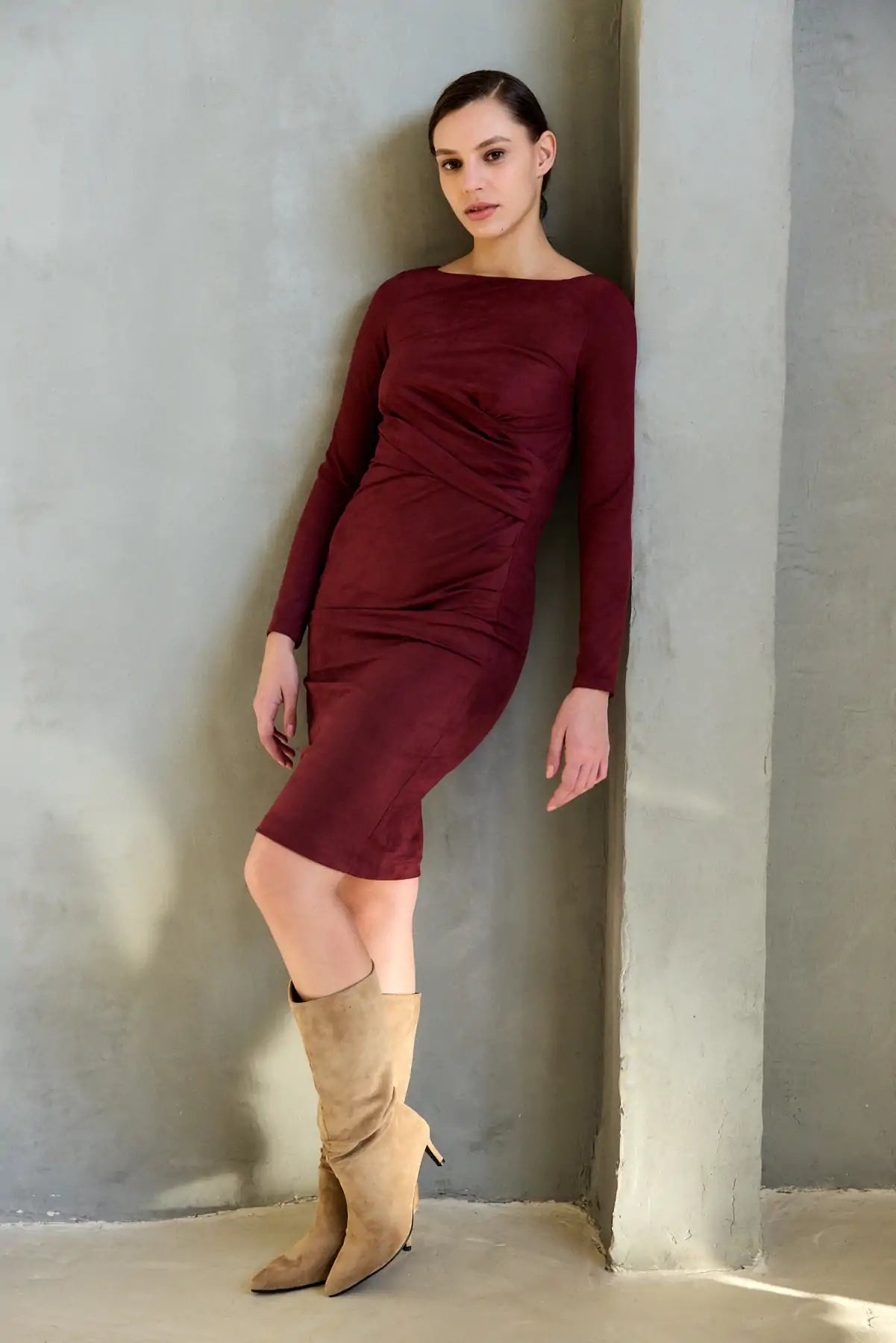 שמלת סווד כיווצים