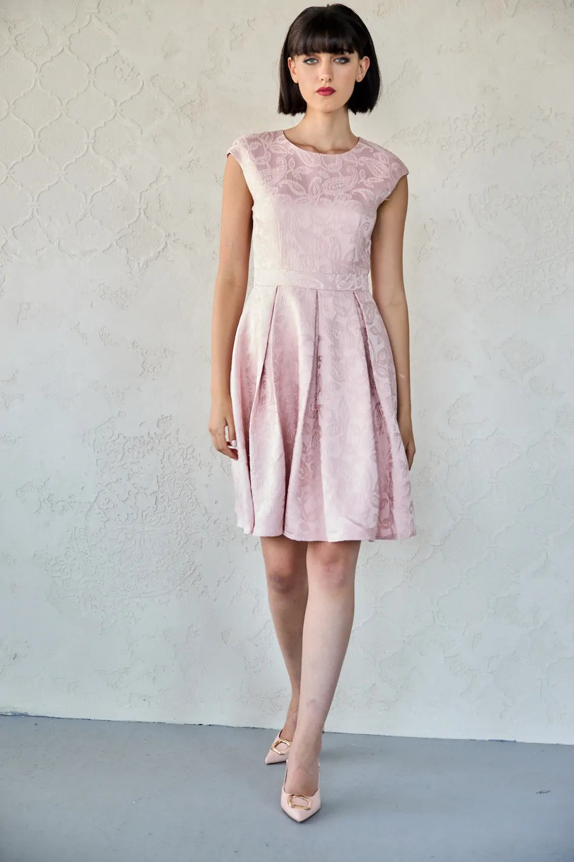 שמלת פעמון ז'אקרד