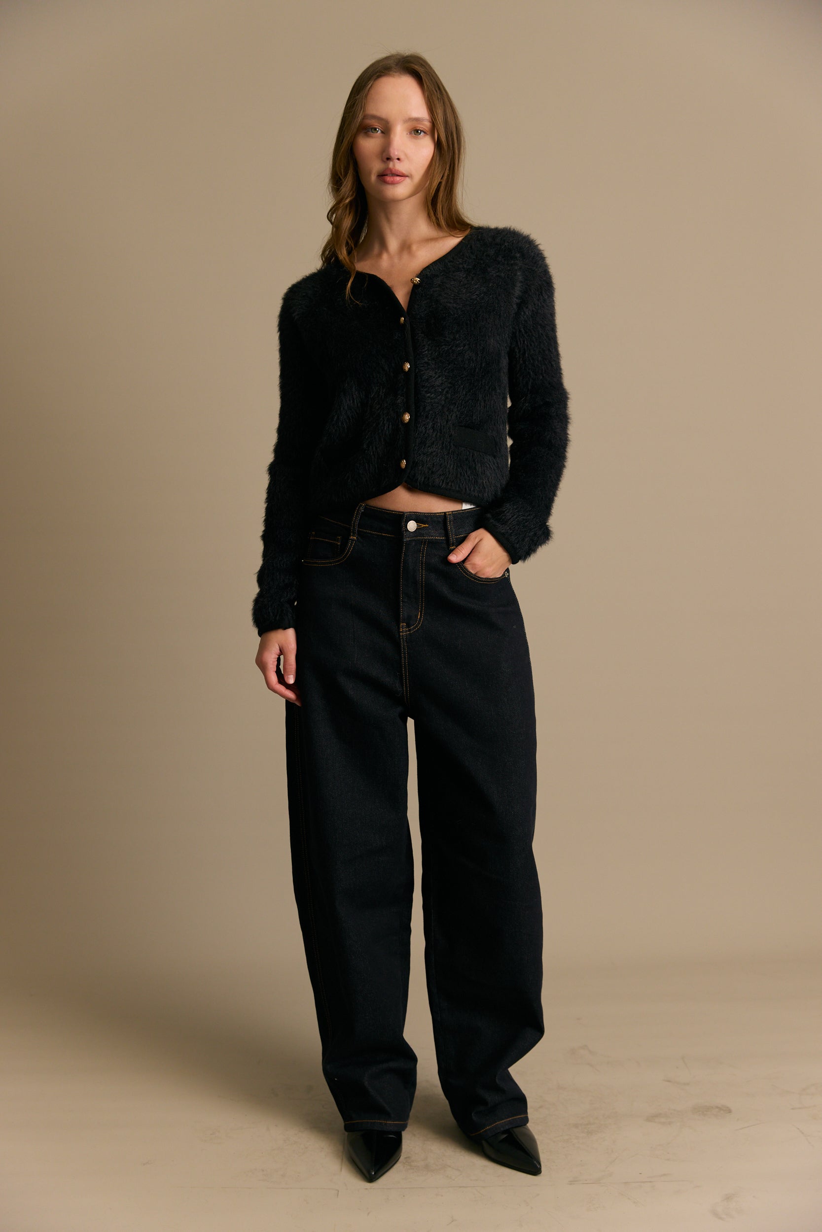 קרדיגן סריג עם כפתורי זהב