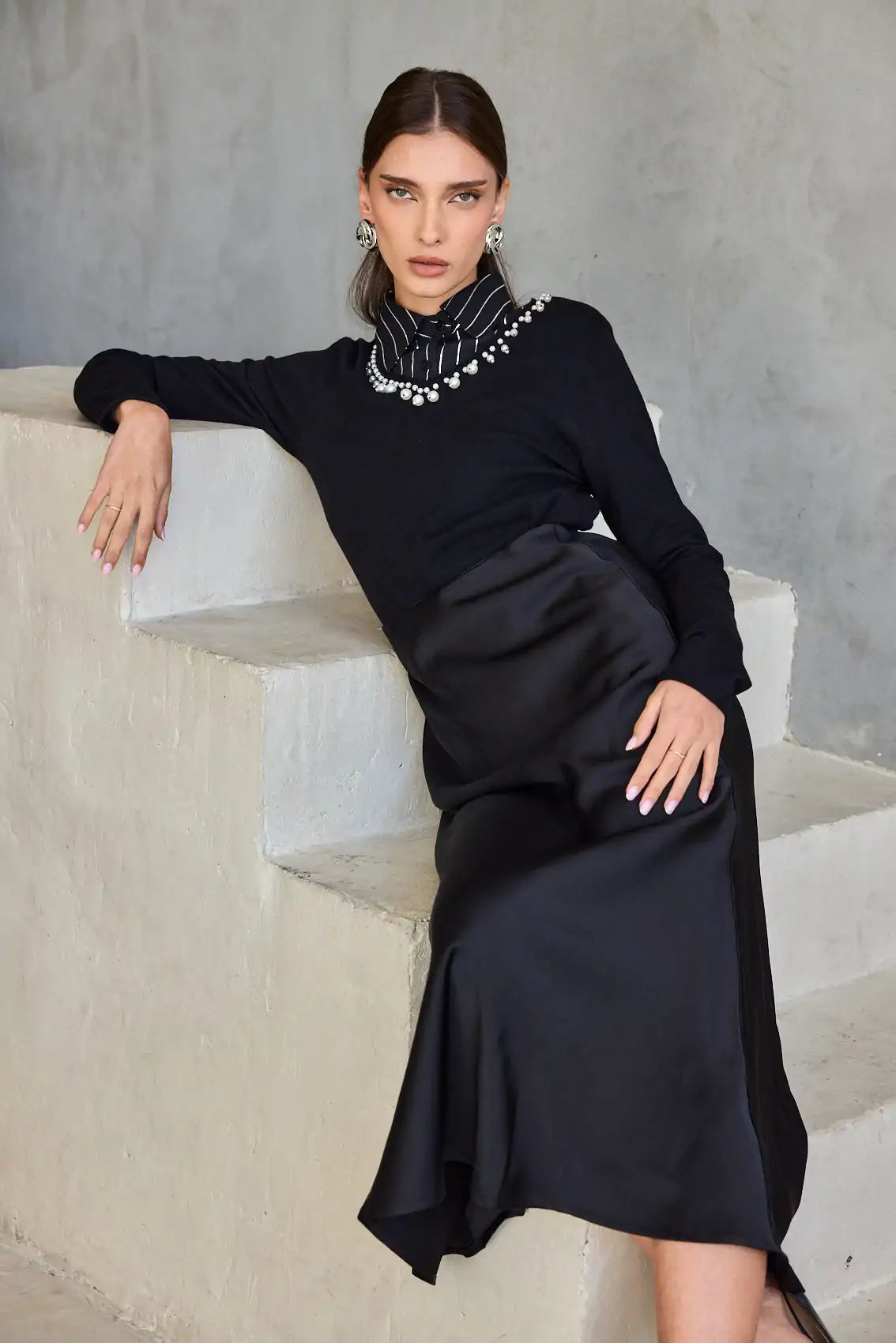 סריג קל מחשוף פנינים