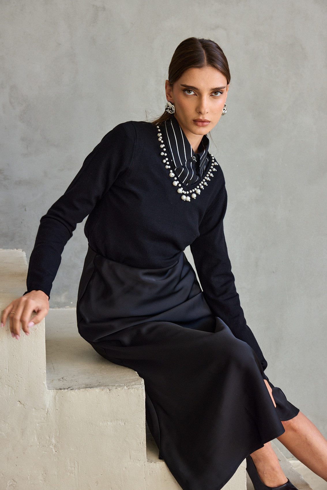 סריג קל מחשוף פנינים