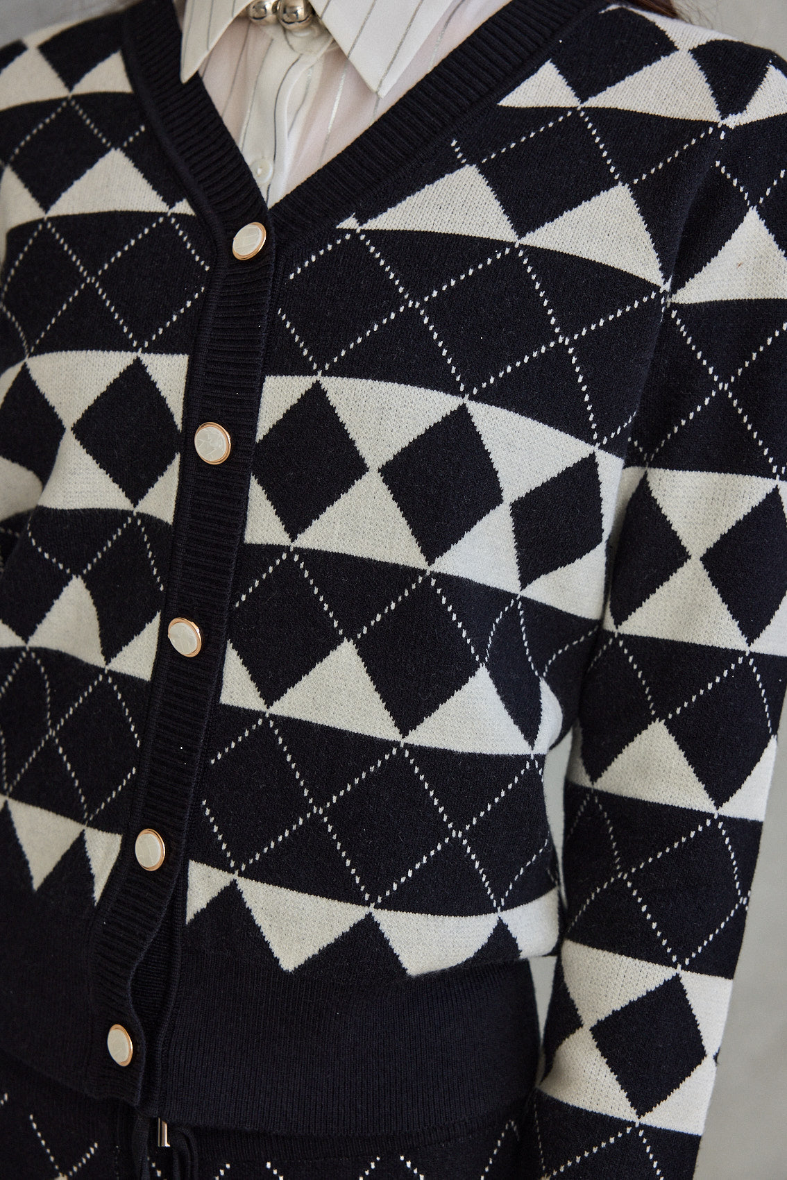 קרדיגן ז'אקרד גיאומטרי