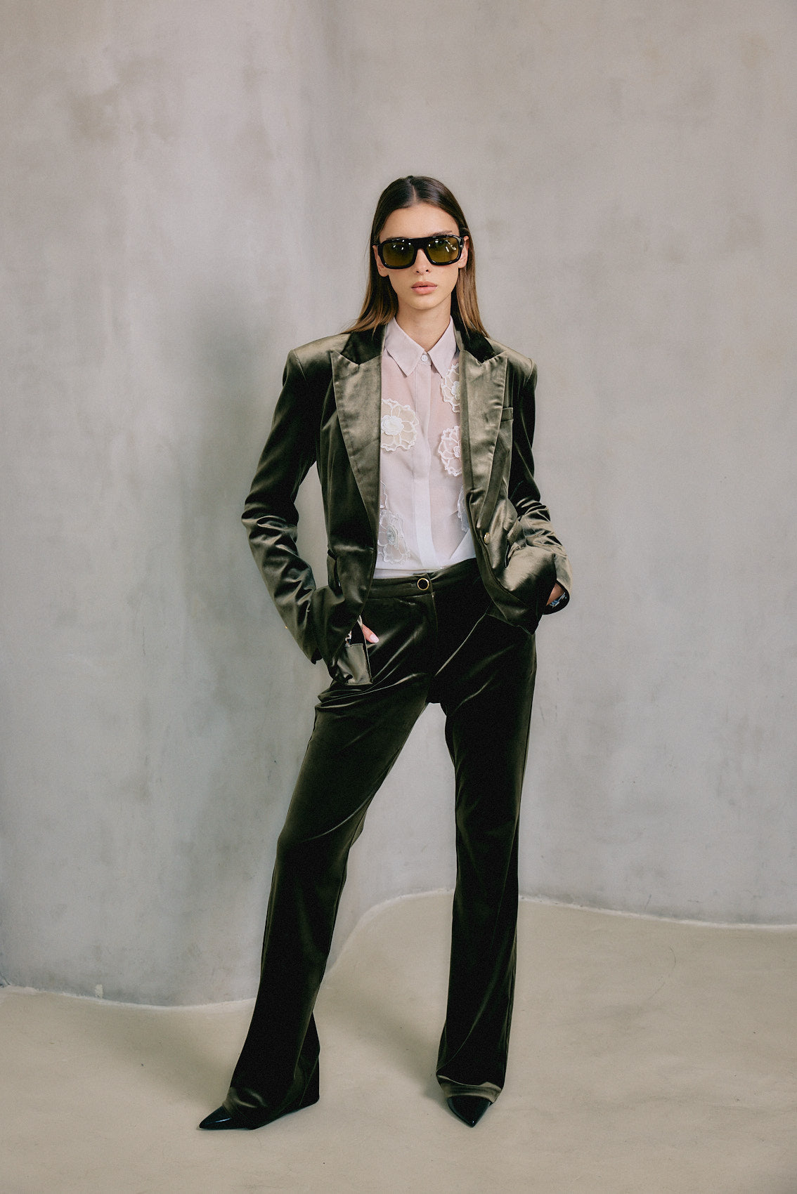 מכנסיים קטיפה מתרחבות