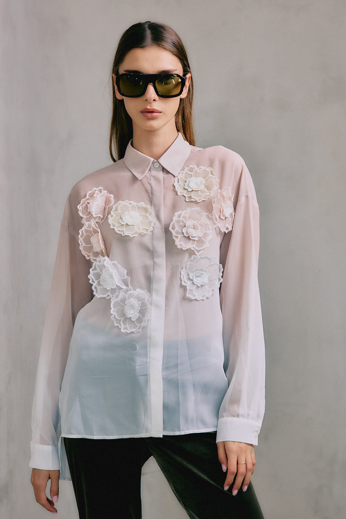 חולצת שיפון שושנים