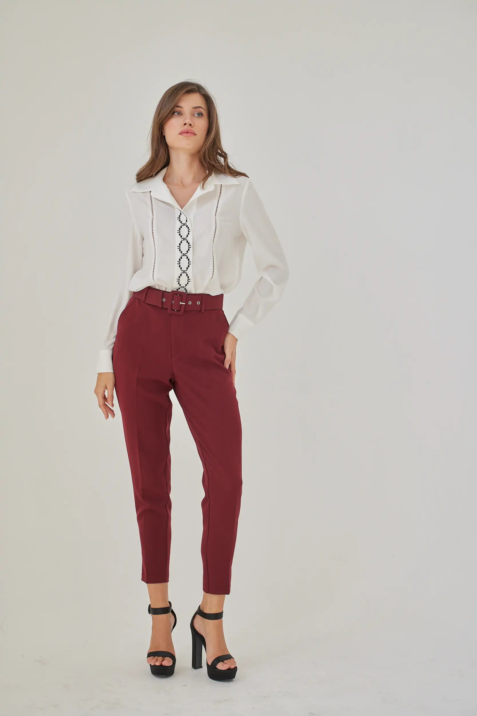 מכנסיים אואזיס