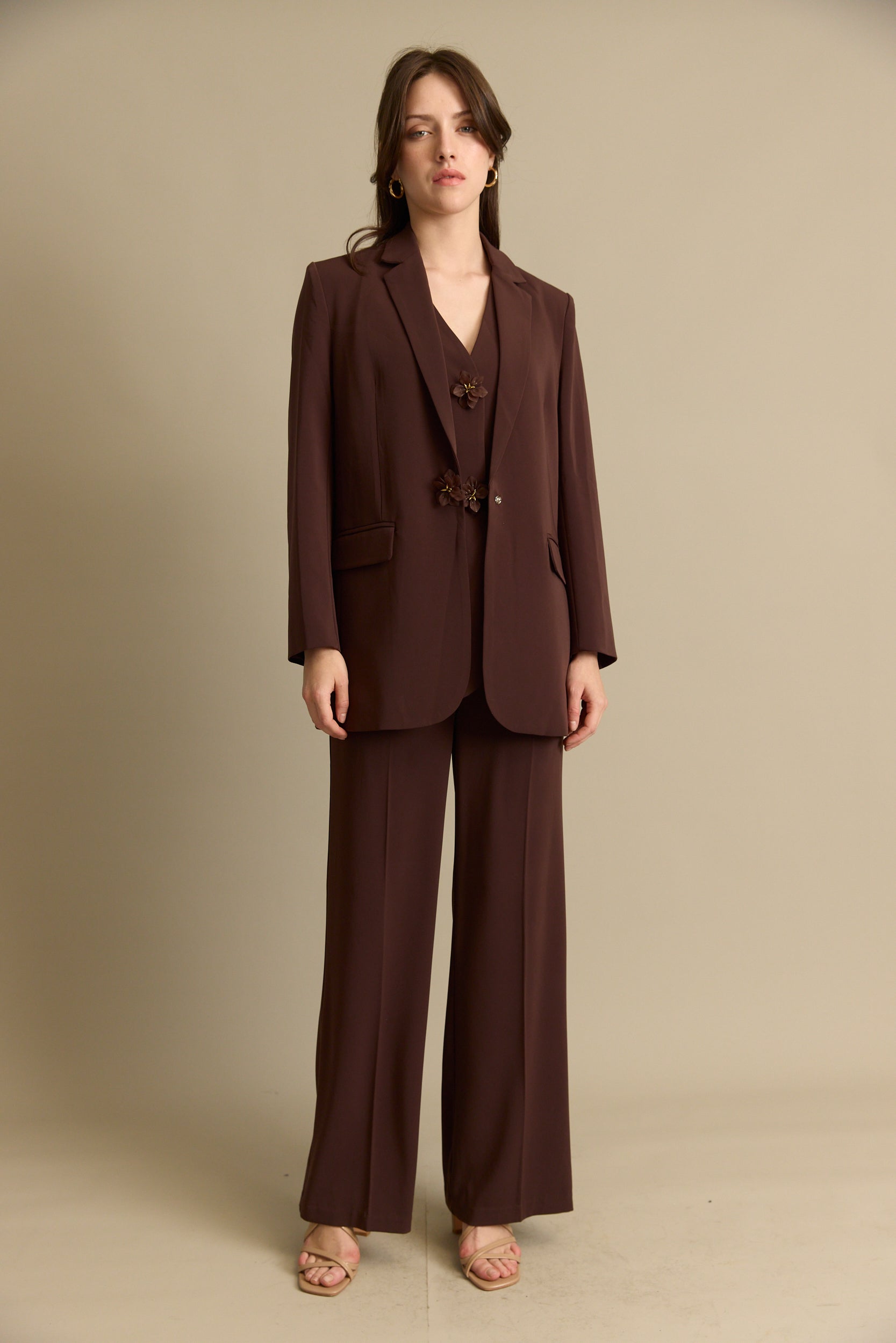 מכנס מחוייט כפתור