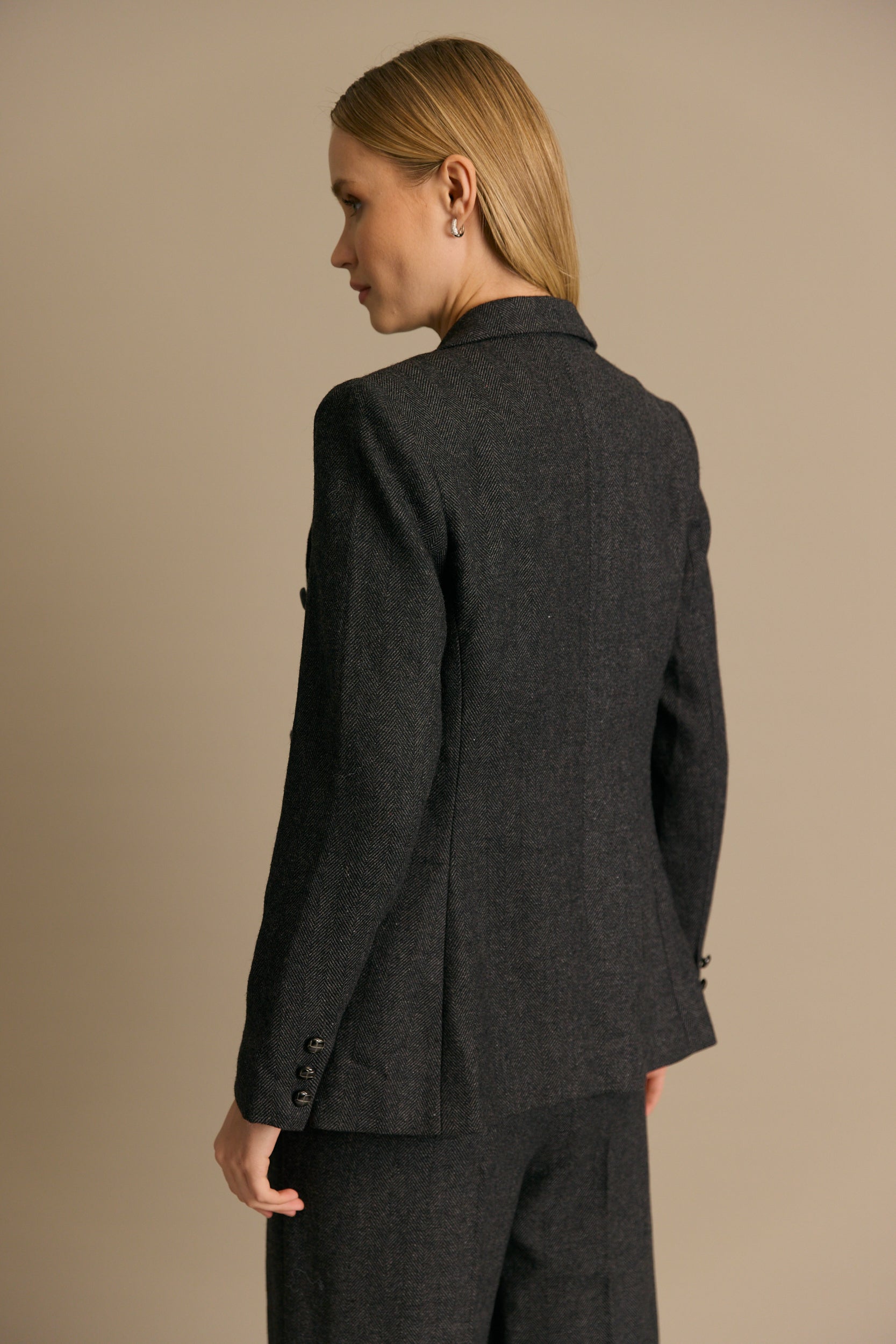 ג'קט מחוייט 6 כפתורים