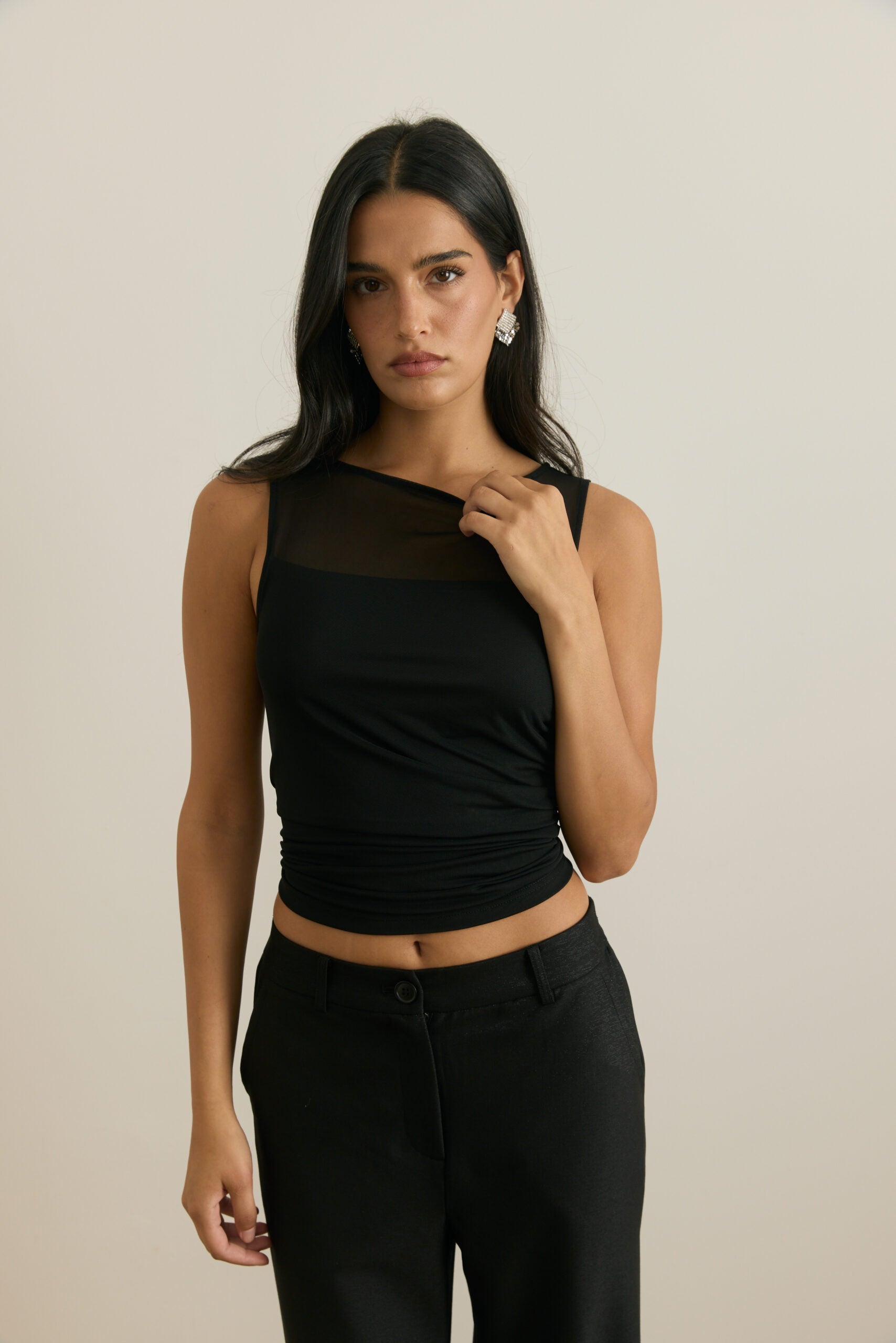 טופ רשת חצי שקוף