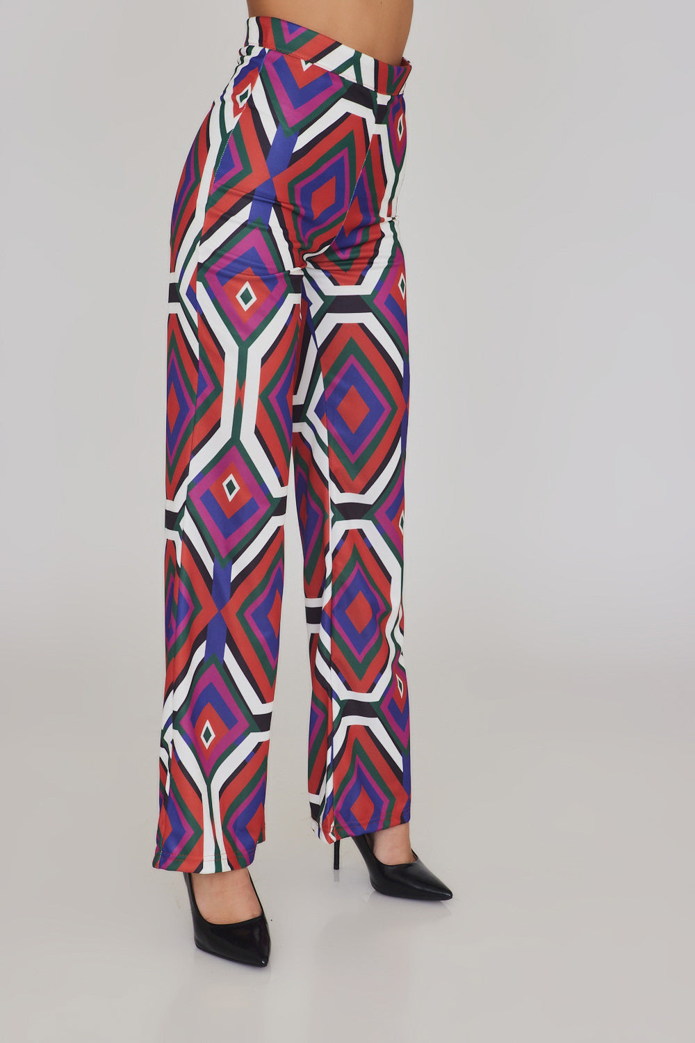 מכנסיים מעויינים