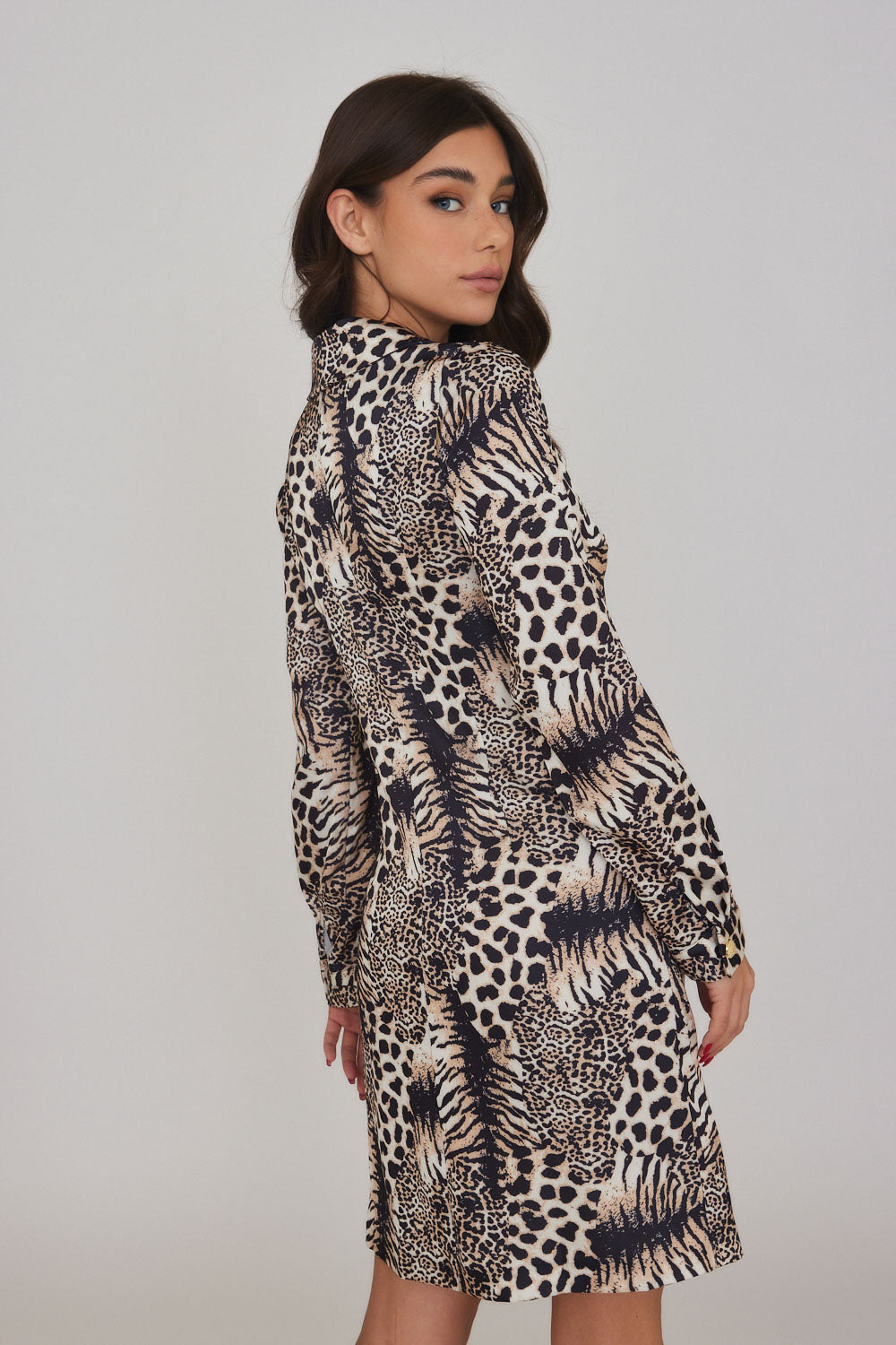 שמלה מנומרת