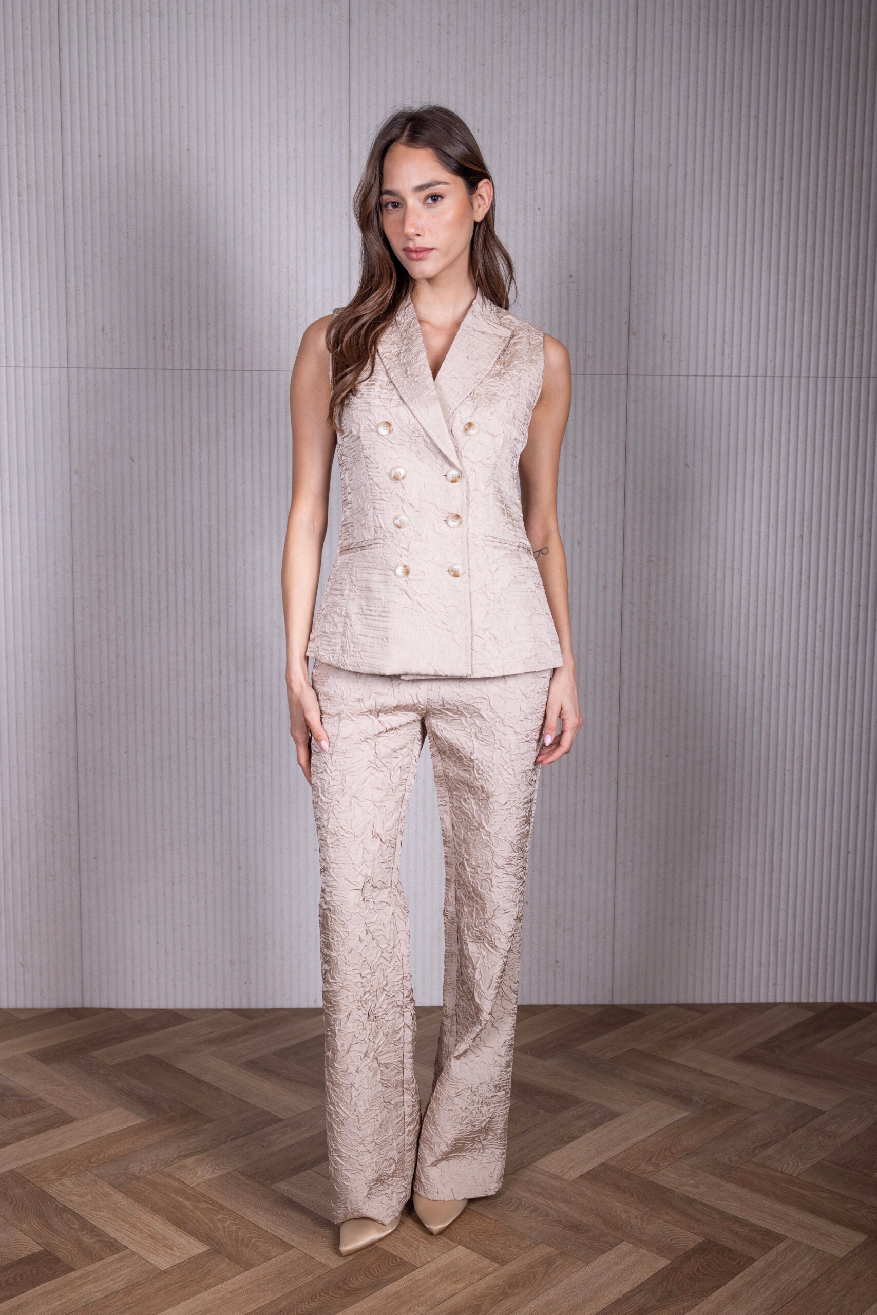 ווסט מקומט כפתרה כפולה