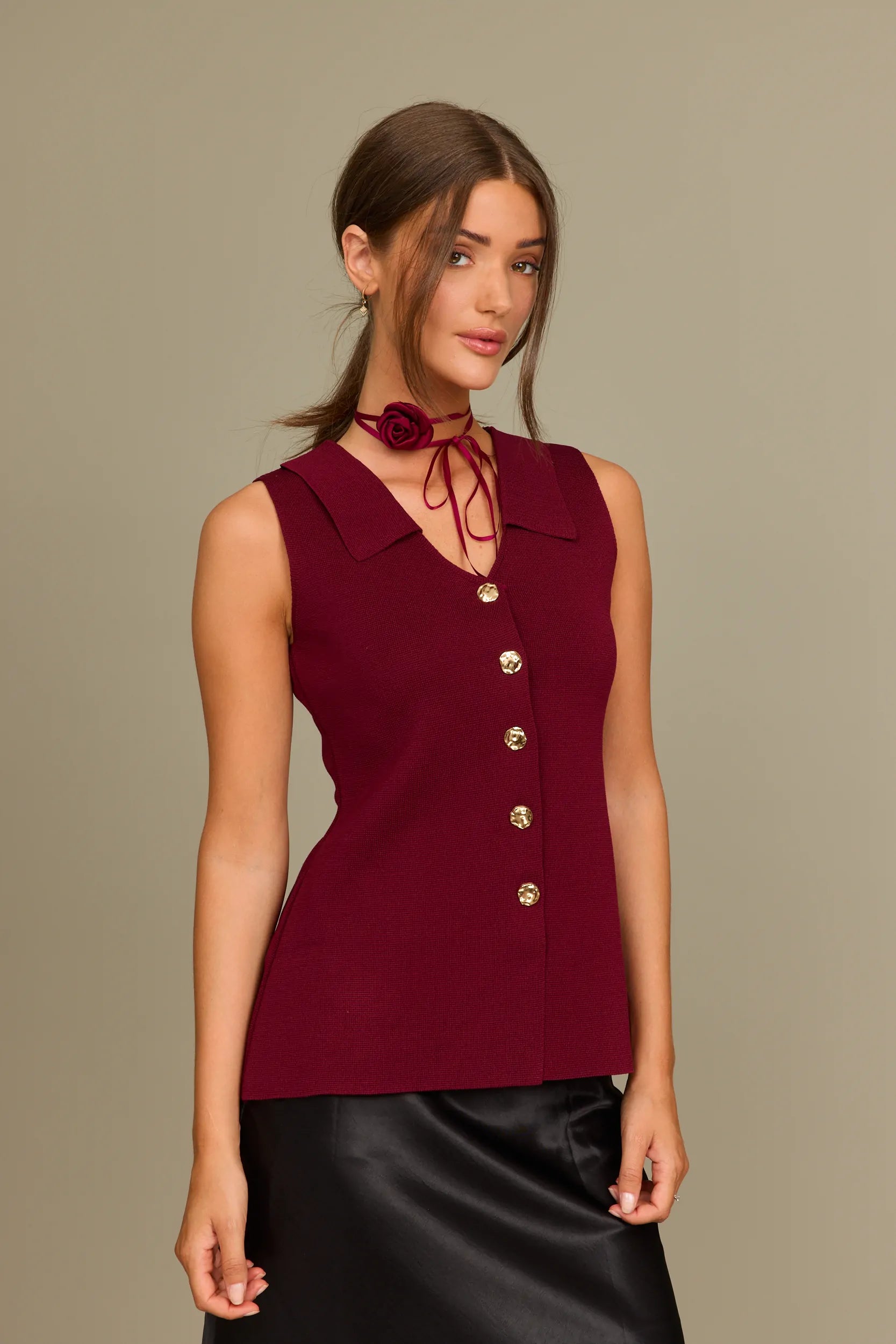 ווסט סריג צווארון כפתורים