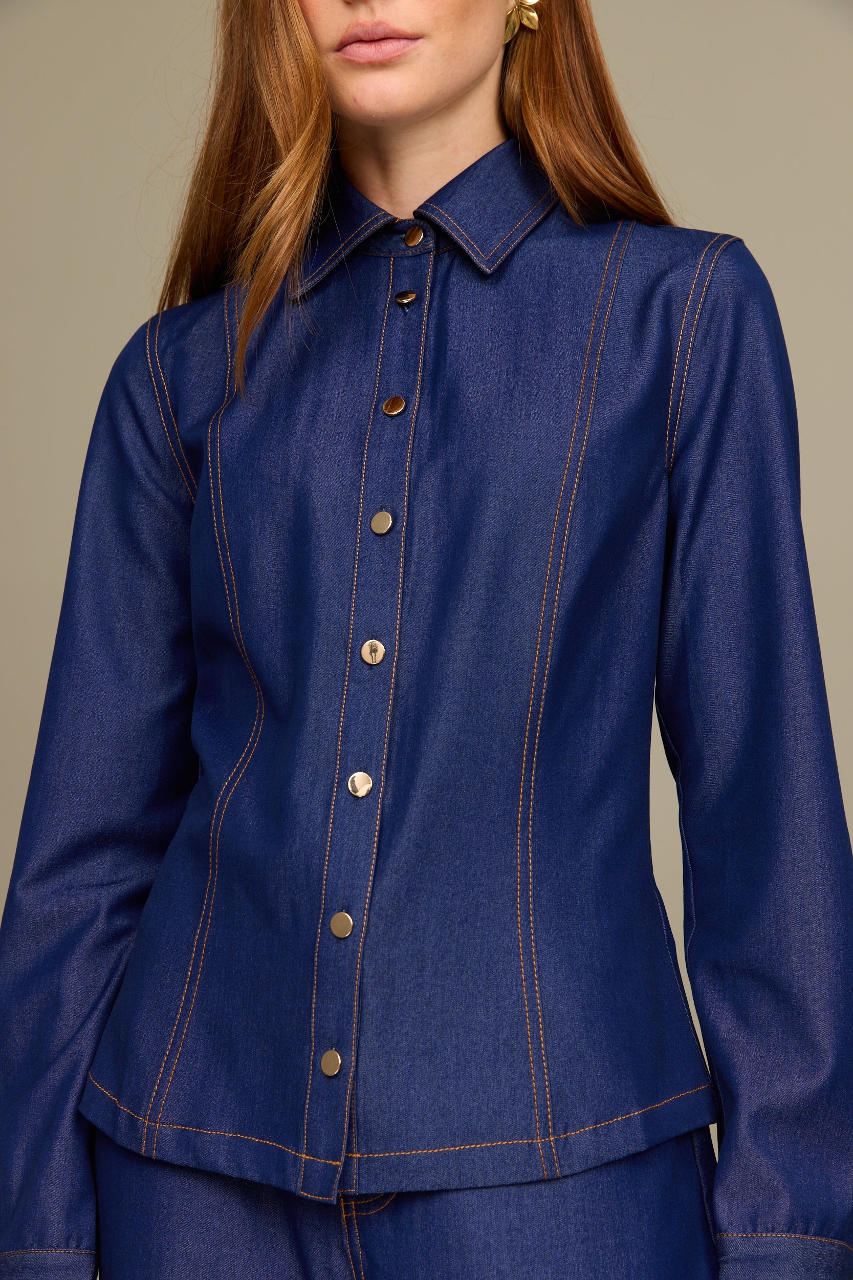 חולצה ג'ינס מכופתרת טנסל