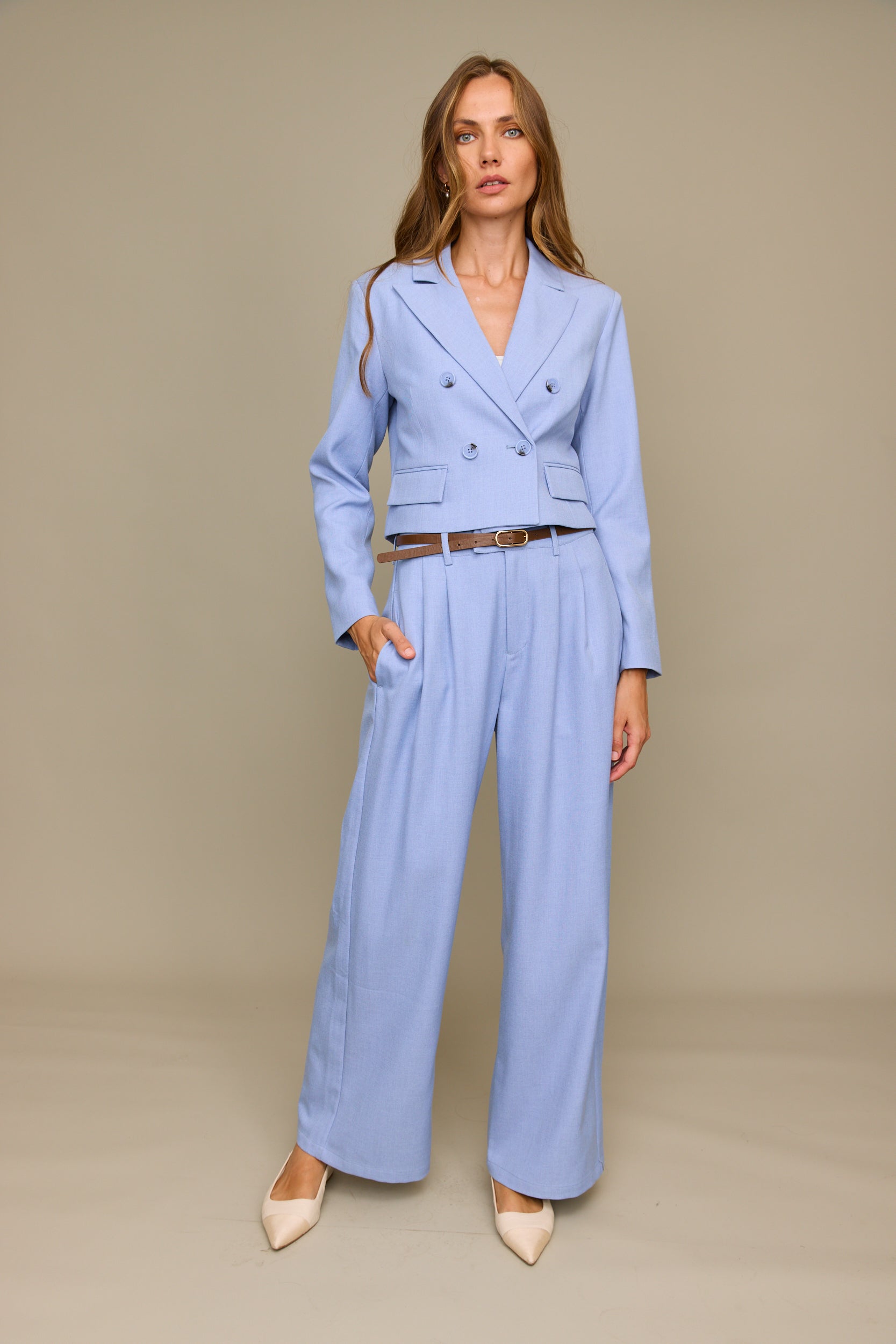 ז'קט קצר כפתרה כפולה