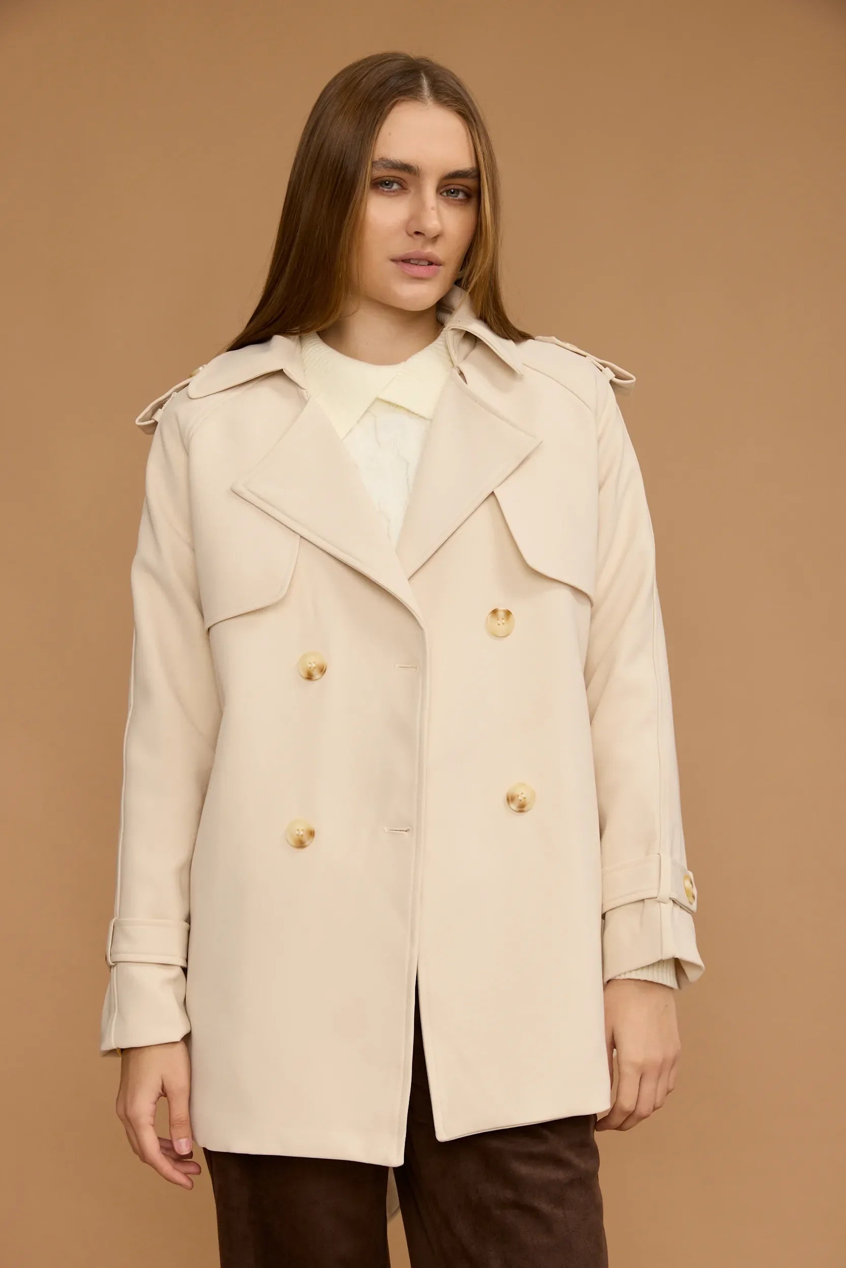 מעיל טרנץ' קצר