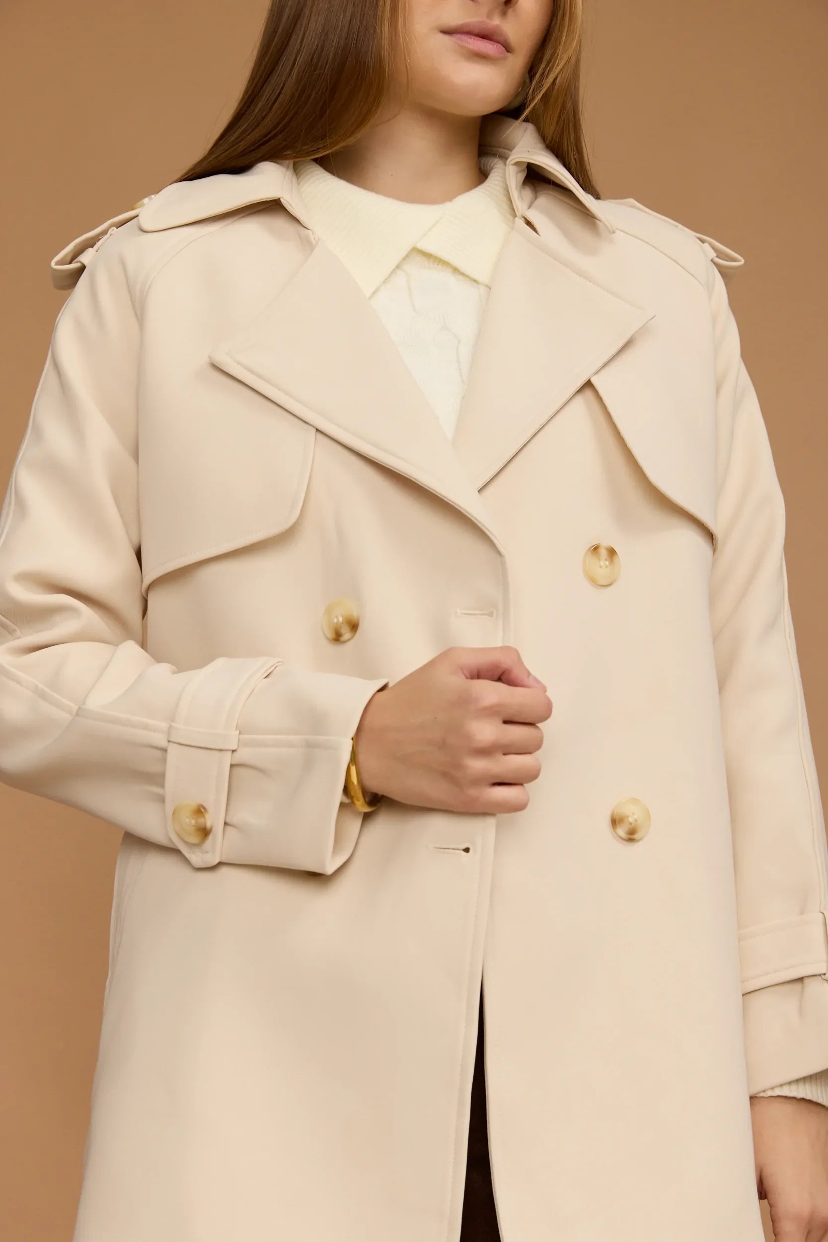 מעיל טרנץ' קצר