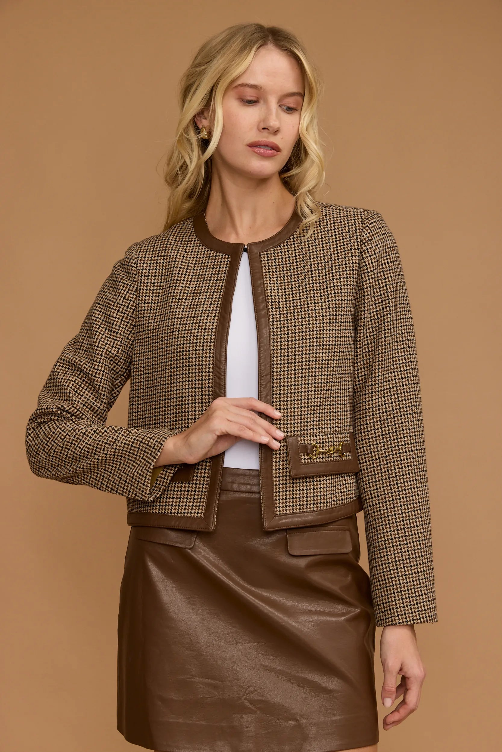 ג'קט דוגמא גימור עור