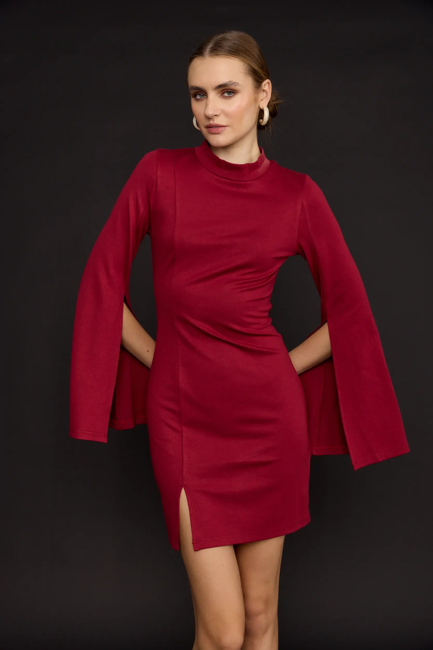 שמלת מיני שרוולי שסע